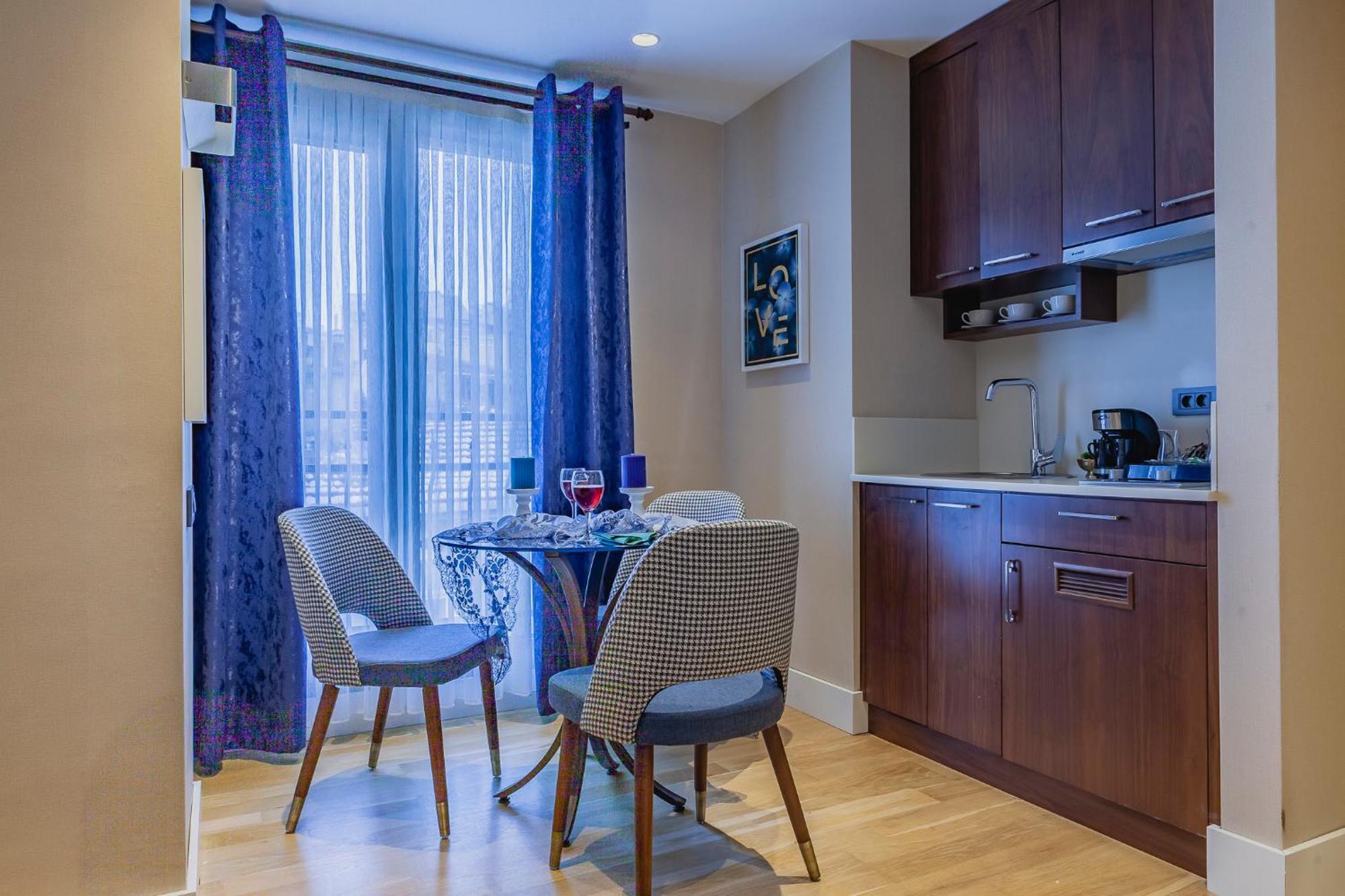 Lord Morgan & Exclusive Design Cihangir 2*