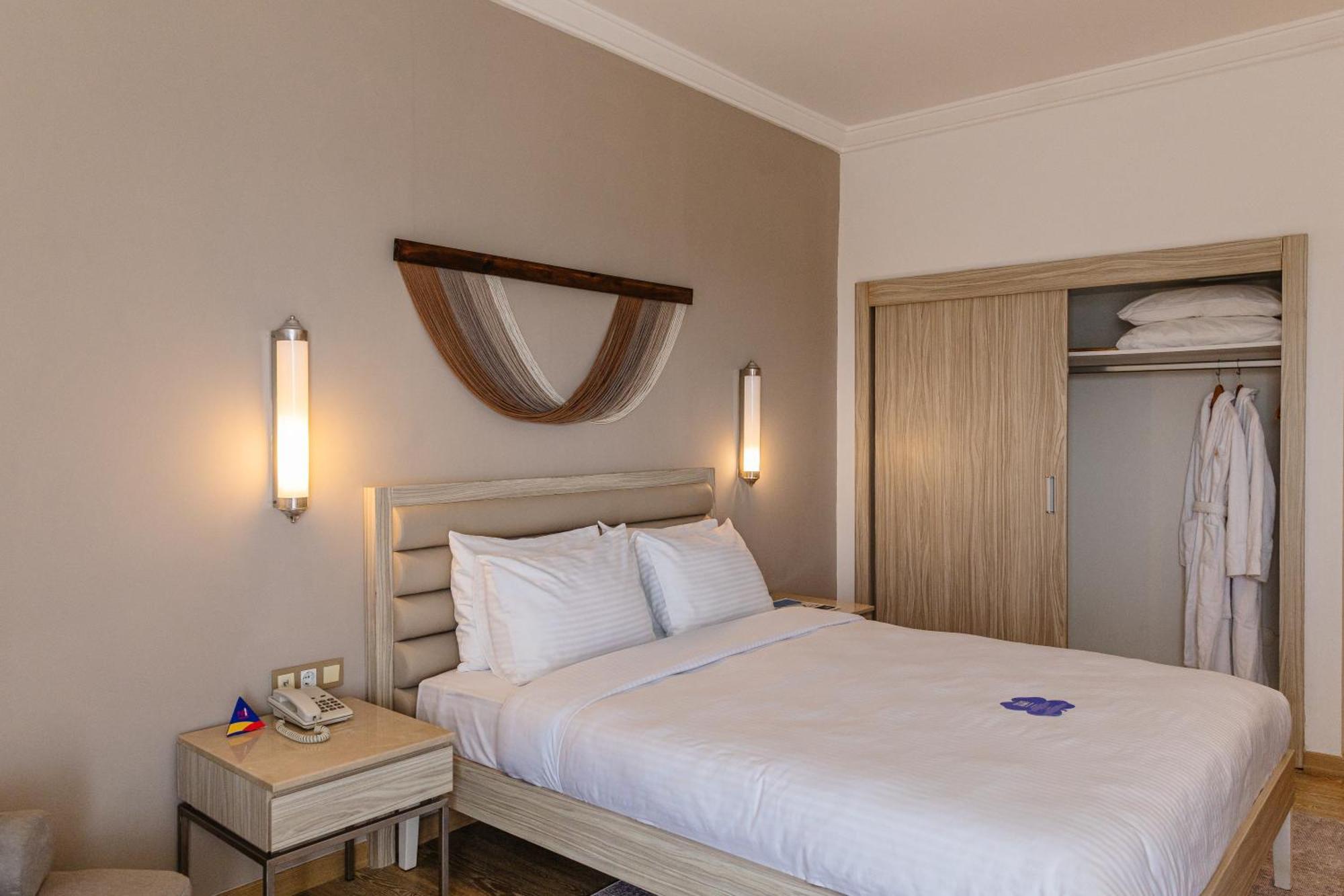 Fun & Sun Club Saphire 4* Tekirova