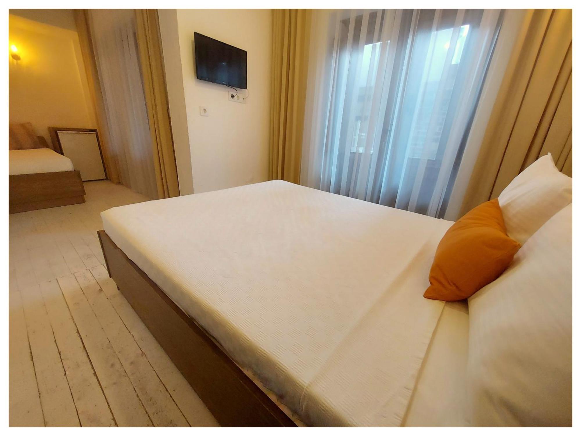 Perla Rossa Hotel