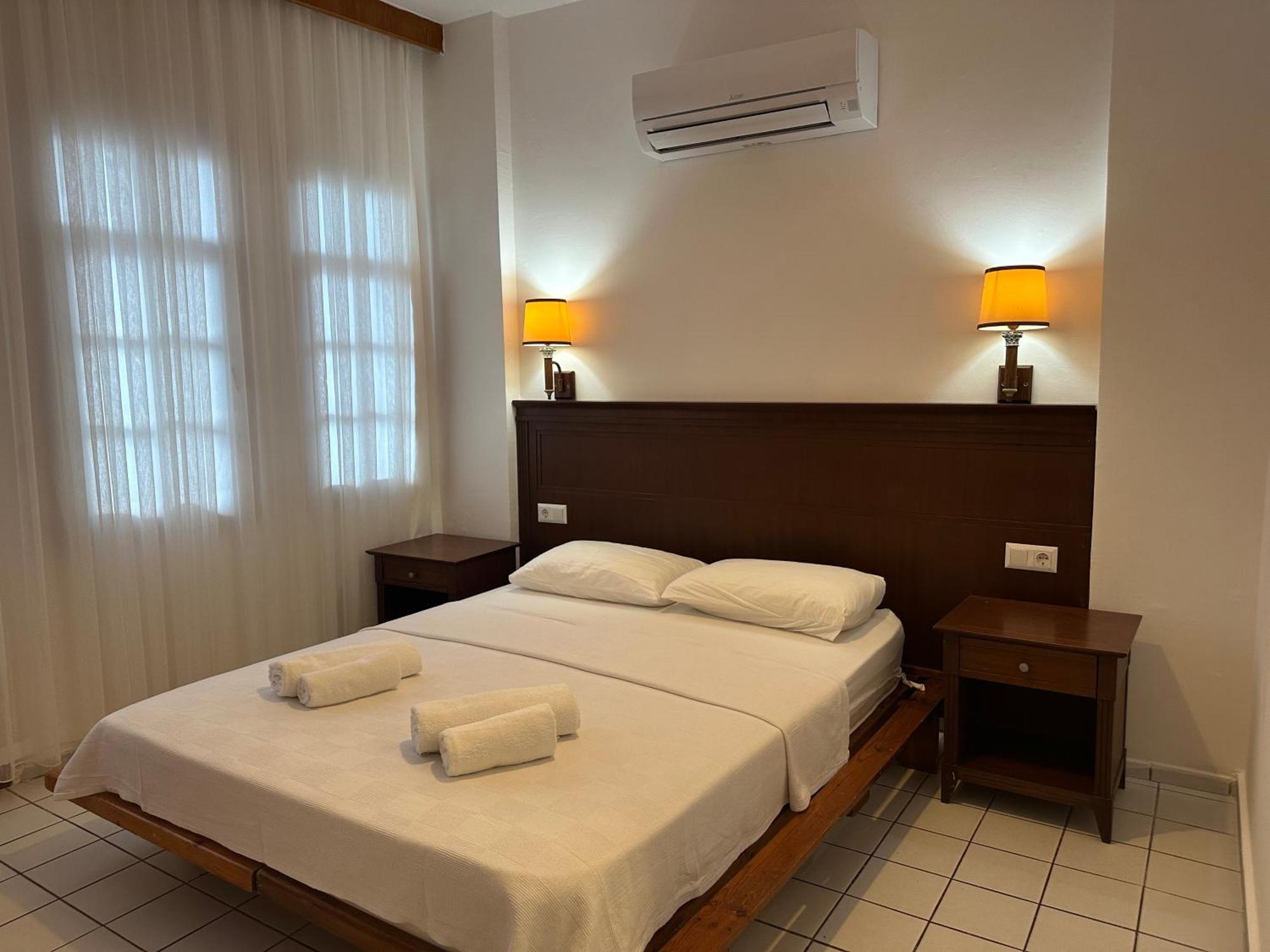 Aparthotel Naturella