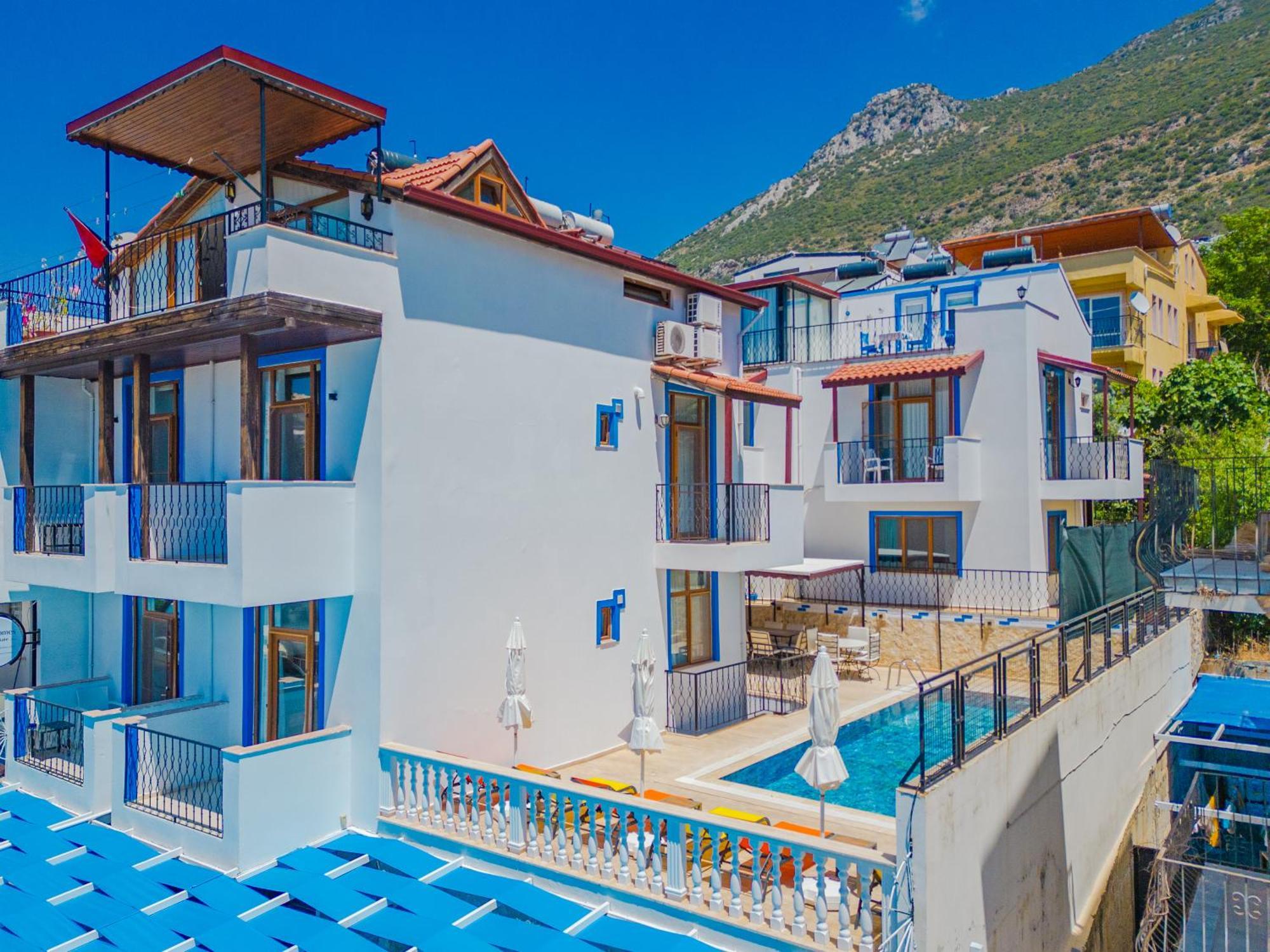Pazar * Kalkan