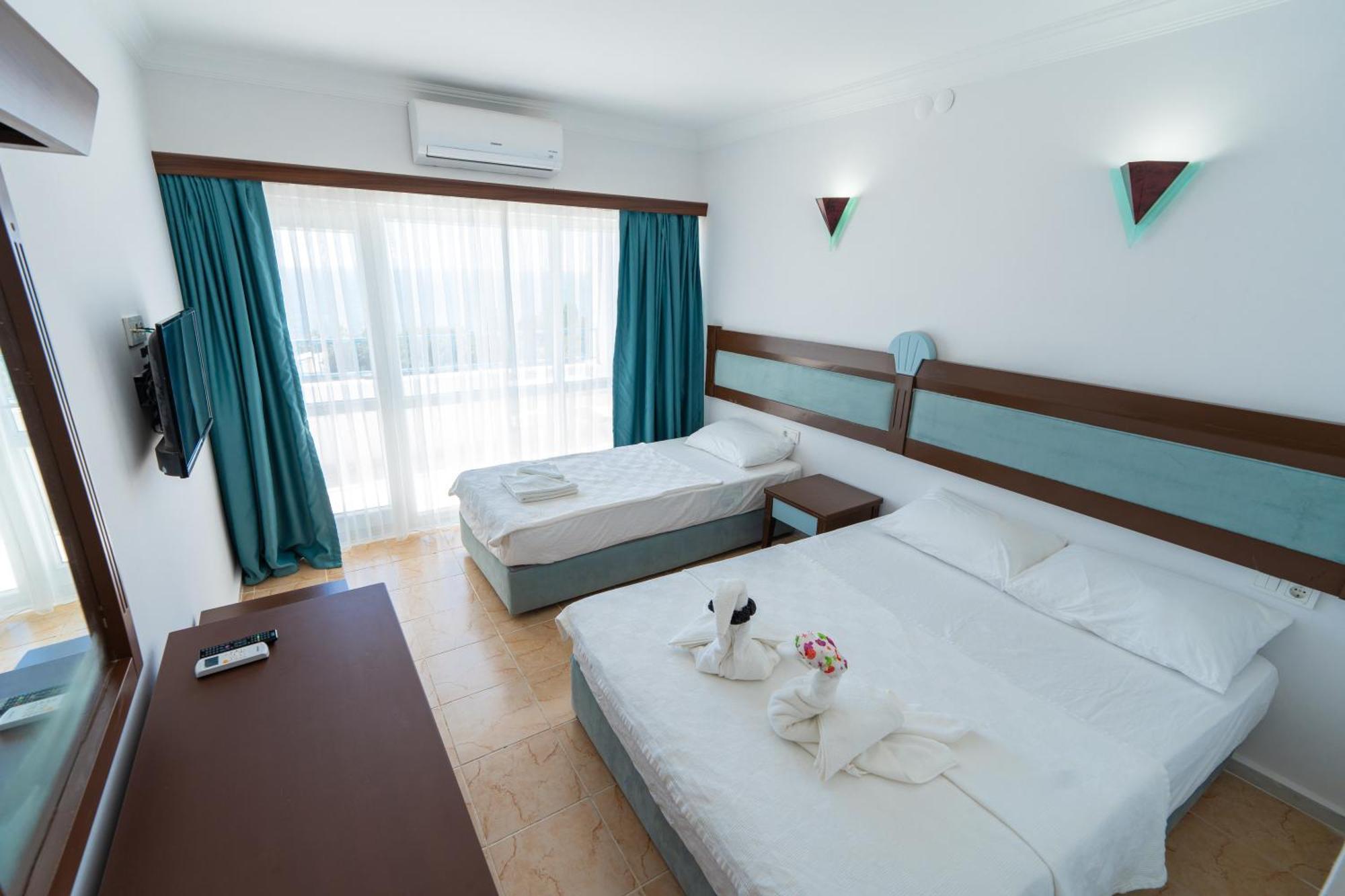 Safak Hotel