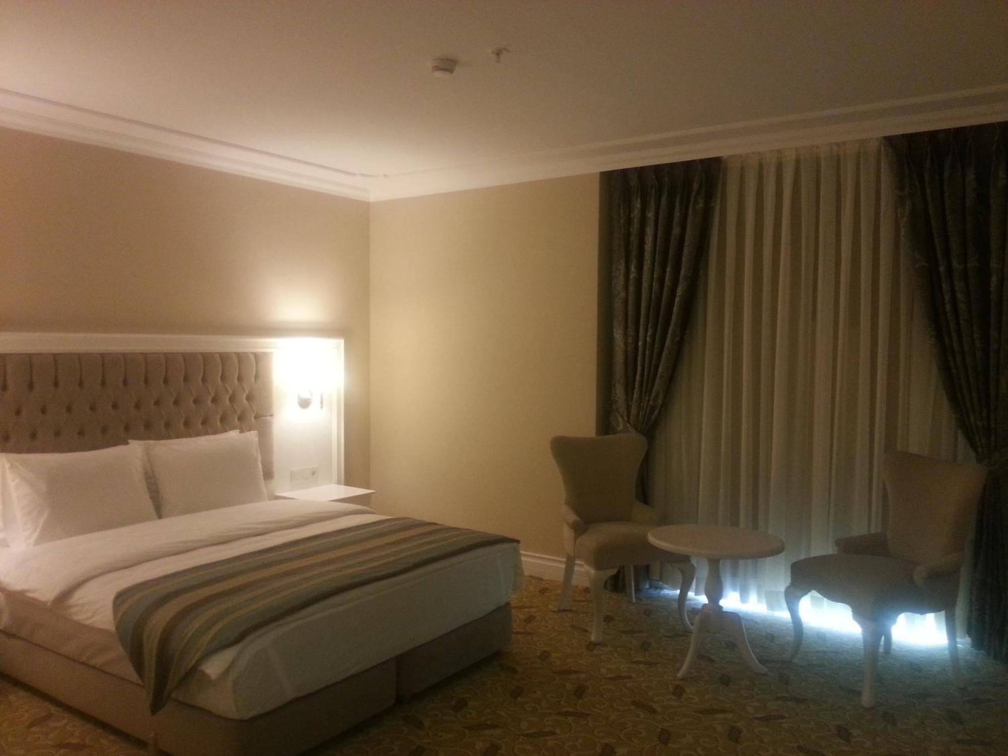 Hotel Luxor Garden 4*