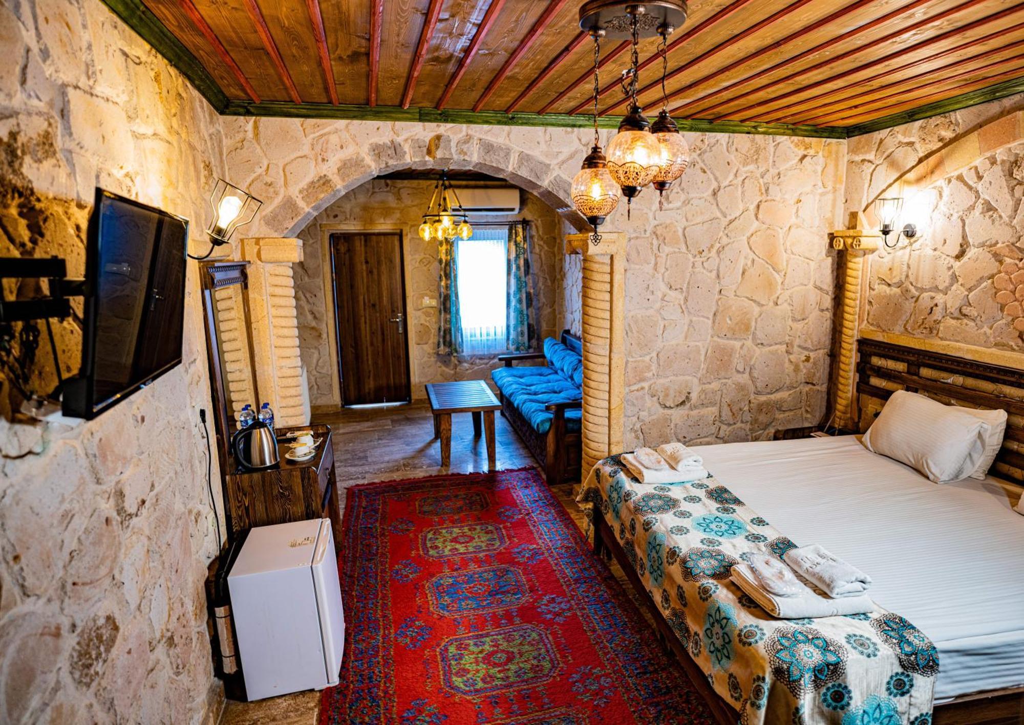 Cappadocia Caves Hotel 4*