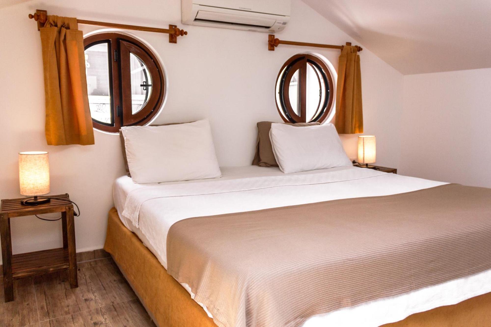 Old Town Hotel