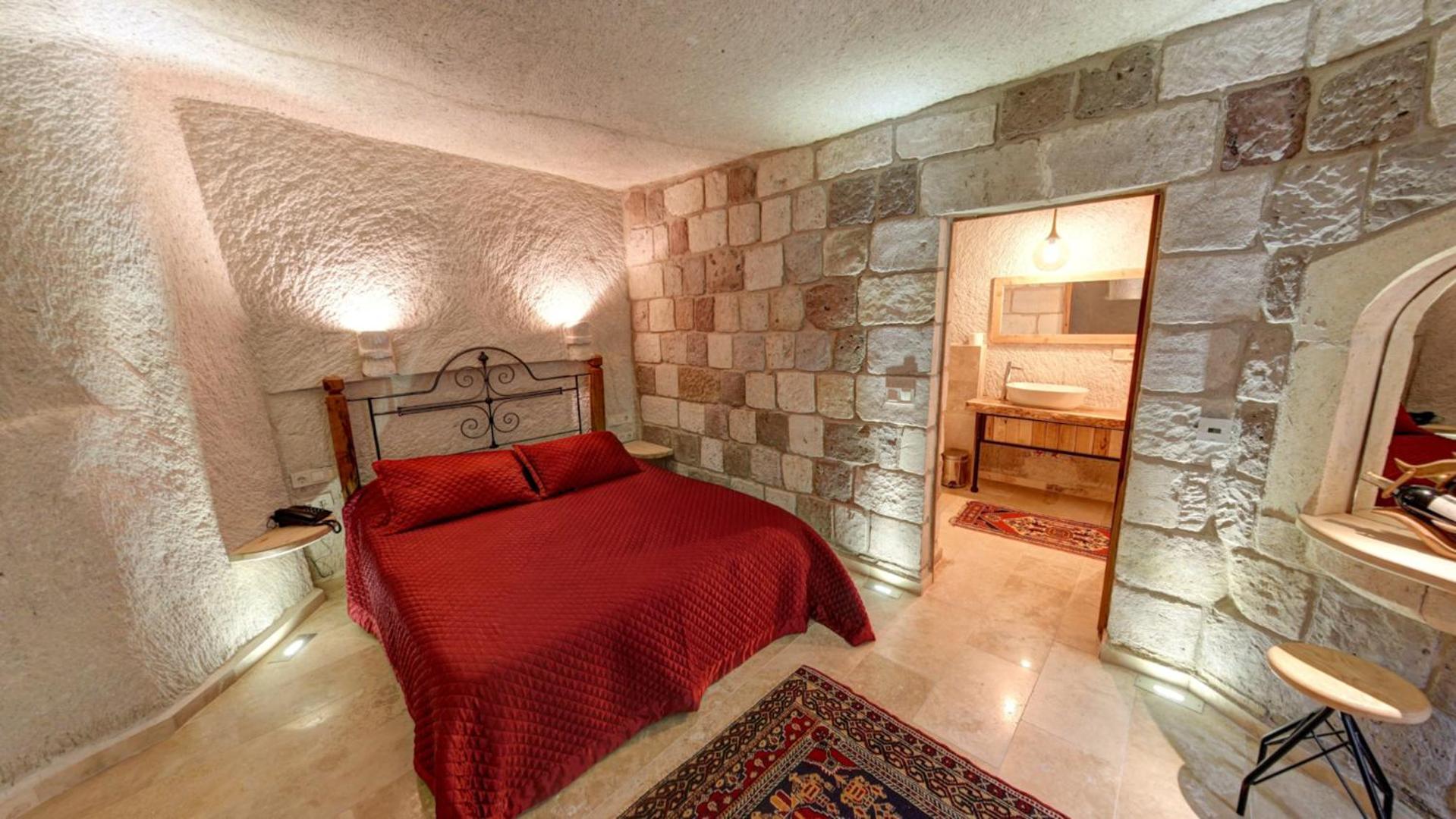 Hotel Panoramic Cave 2*