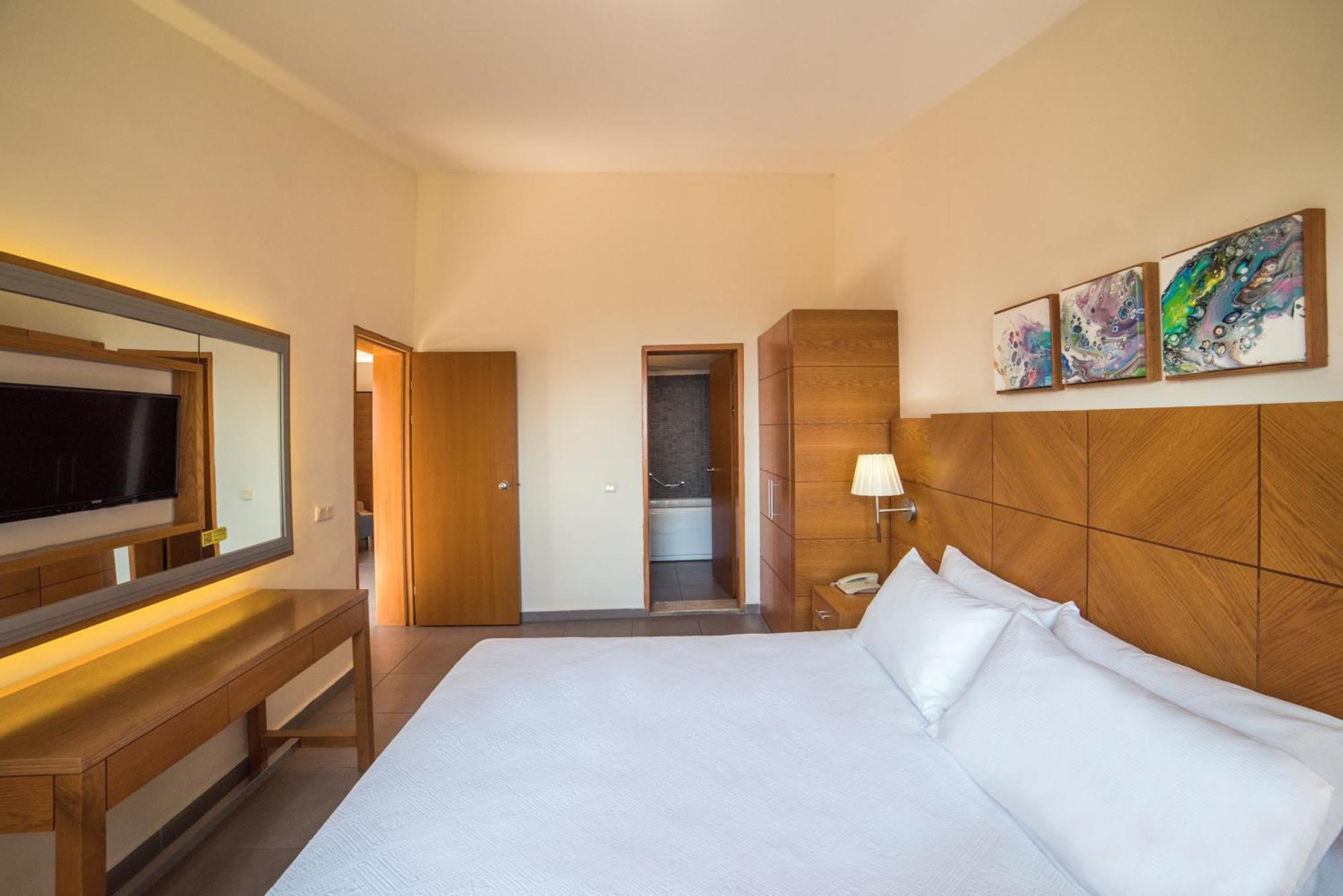 Pine Bay Holiday 5*