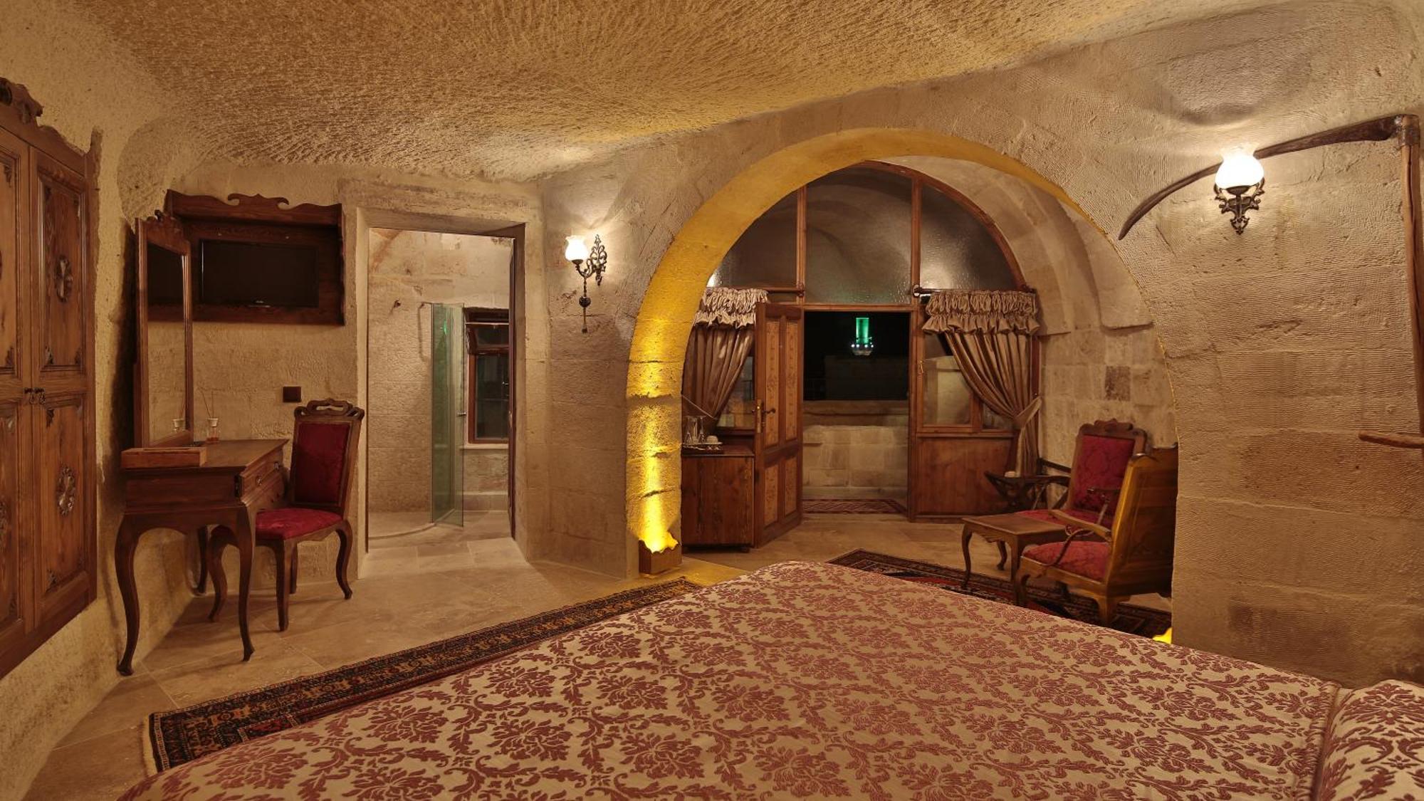 Hotel Phocas Cave