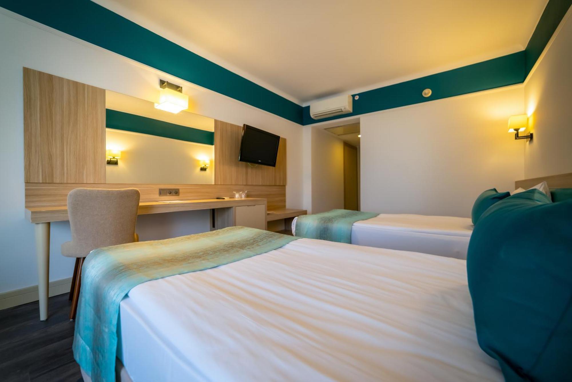 Resort Amara Family 5*