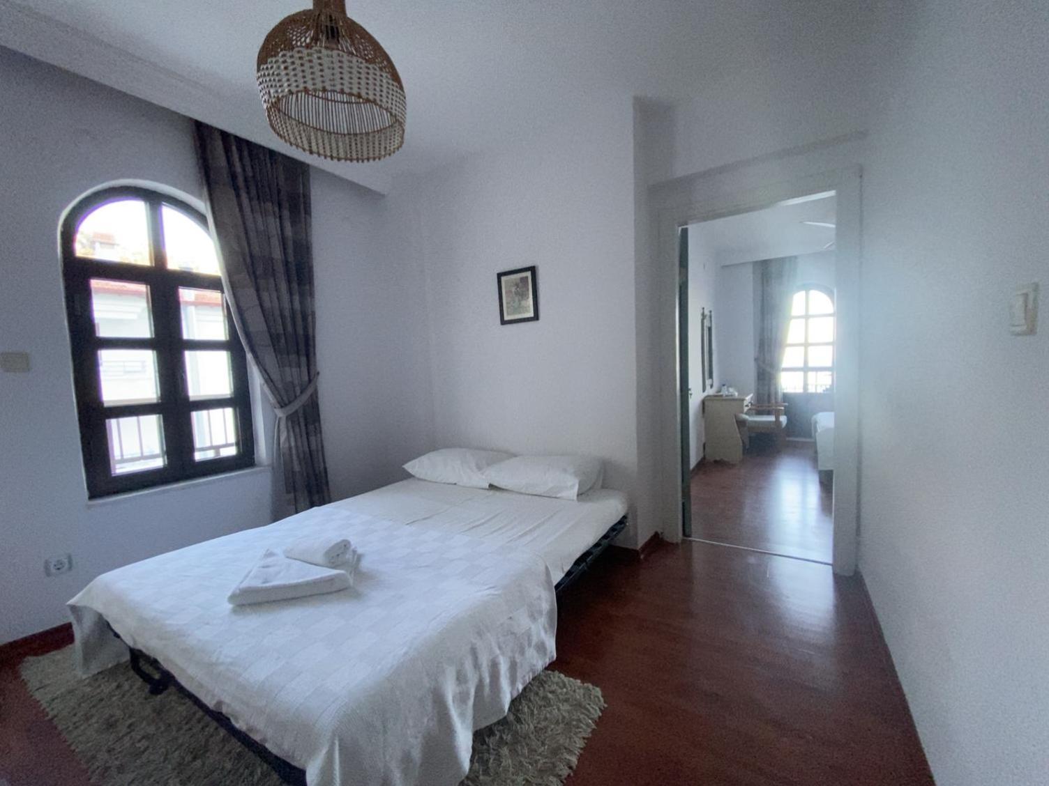 The Diplomat Hotel 3*