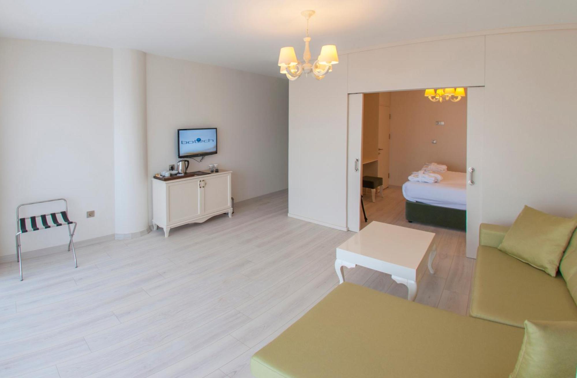 Motali Life Hotel