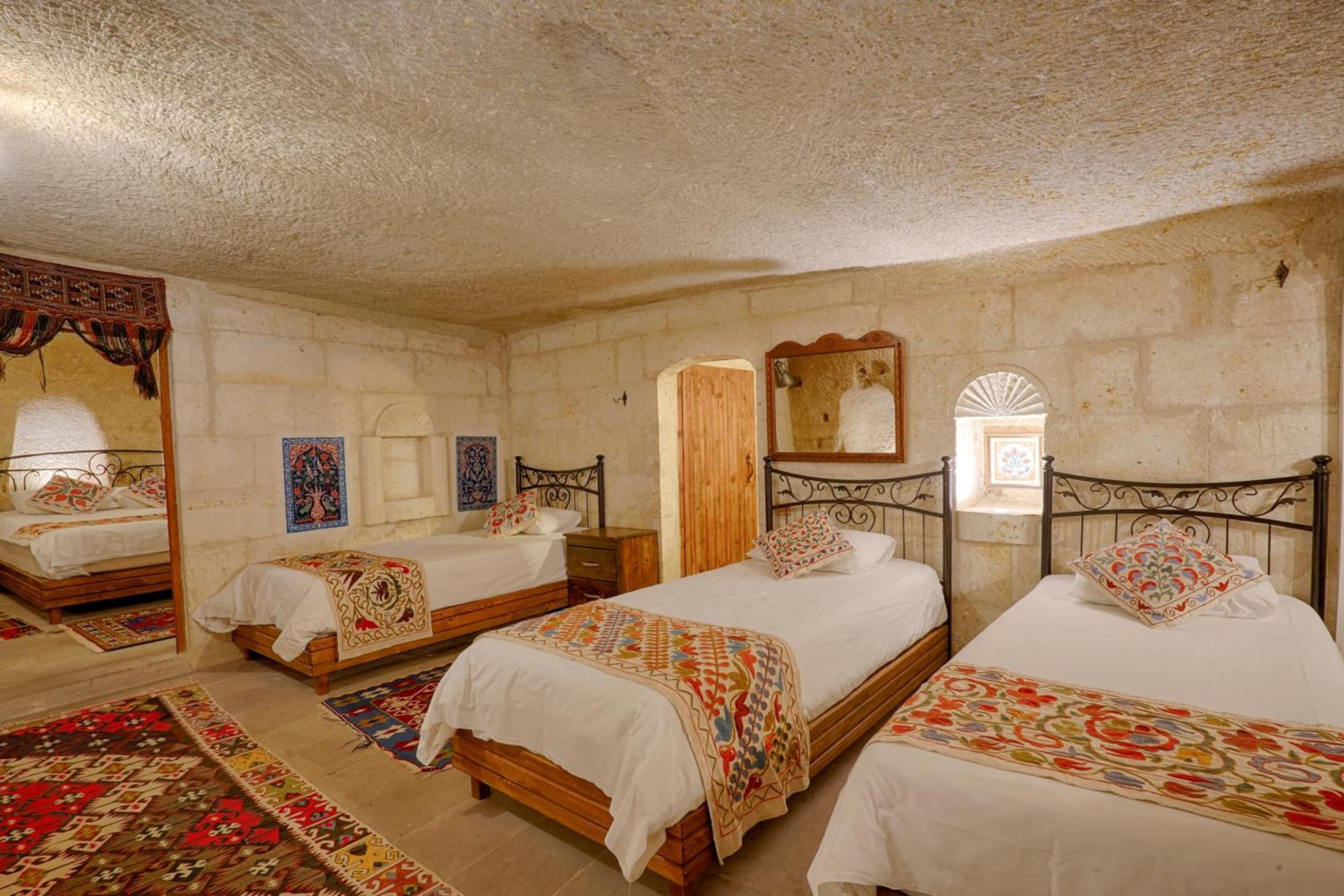 Hotel Tulip Cave 2*