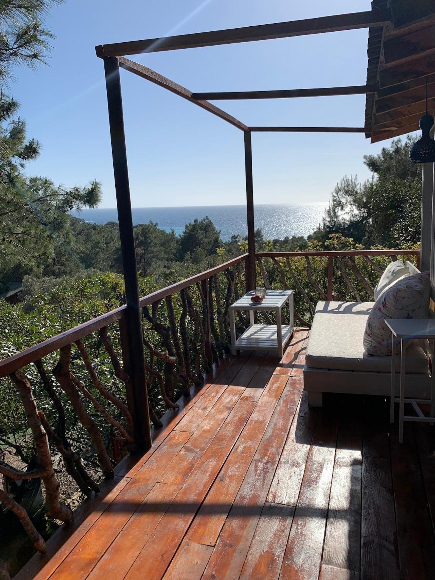 Turan Hill Lounge Holiday park 4*