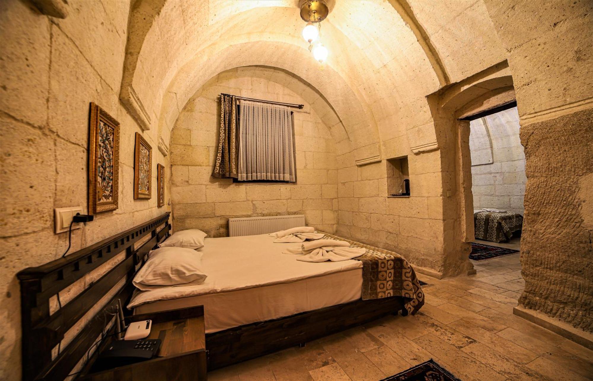 Cappadocia Caves 4*