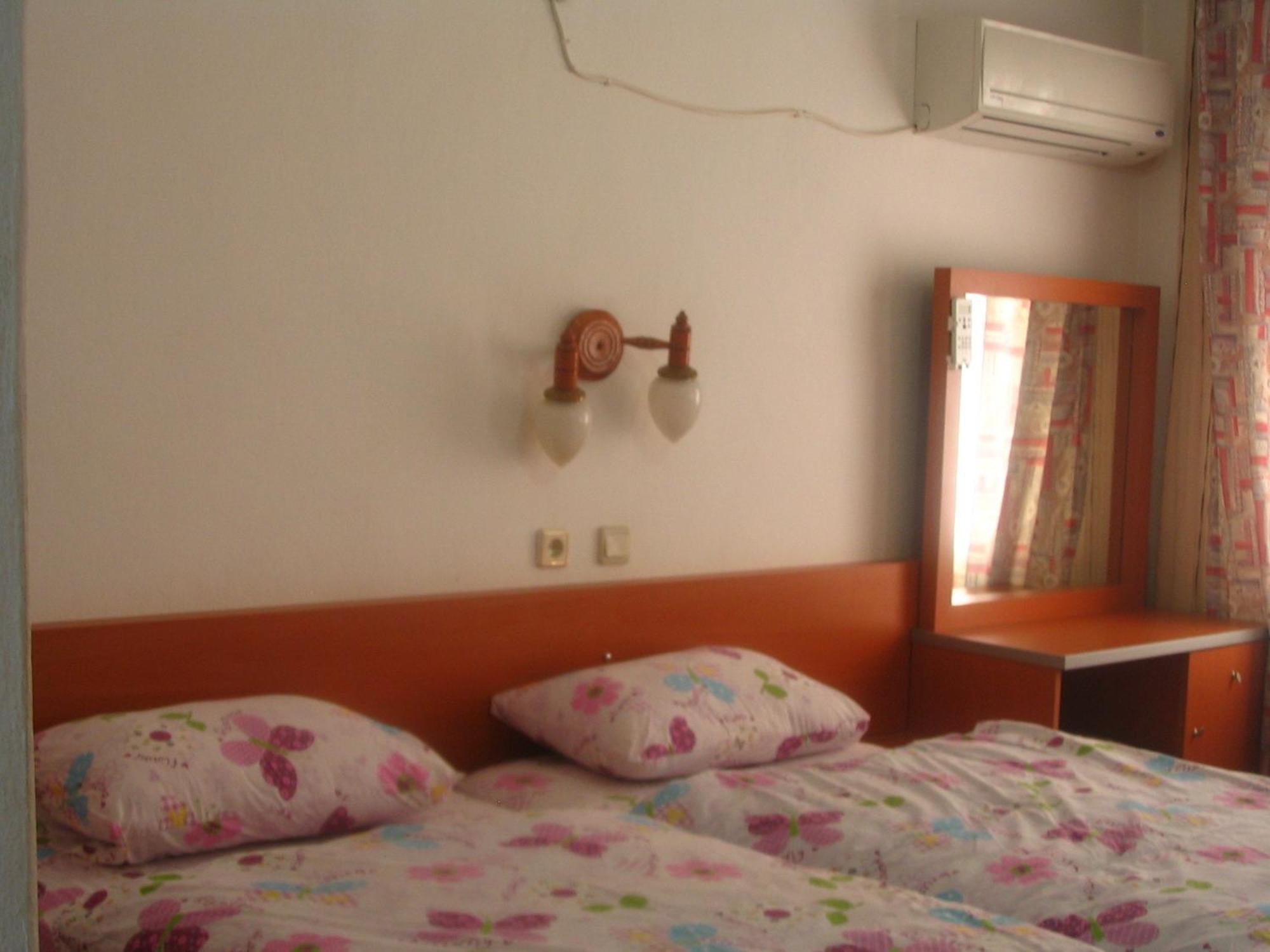 Schoenberg Motel Kizilot