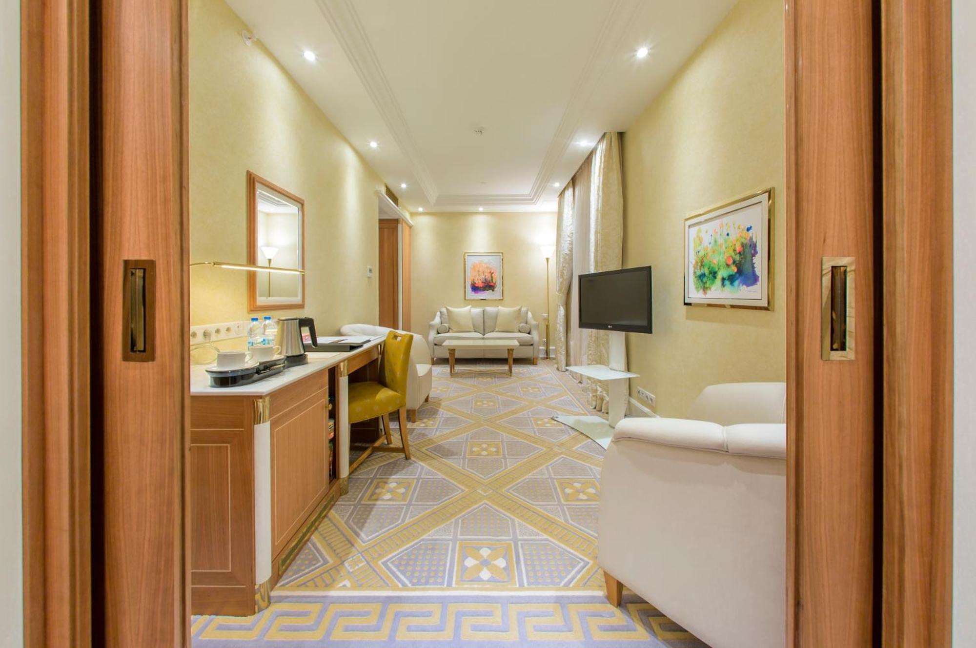 Hotel Atli