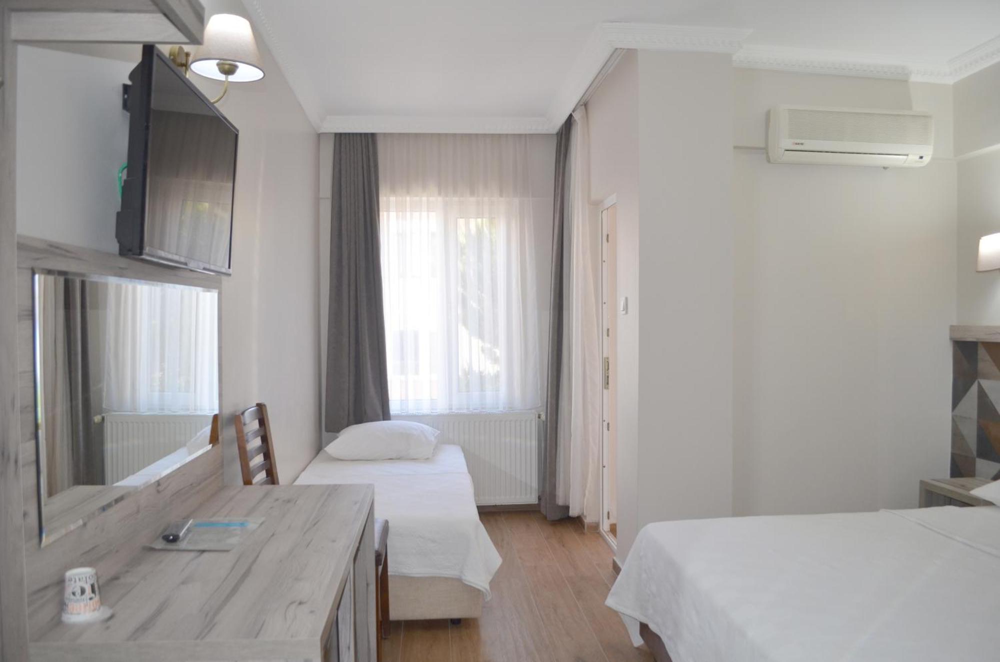 Megas Hotel Ayvalik
