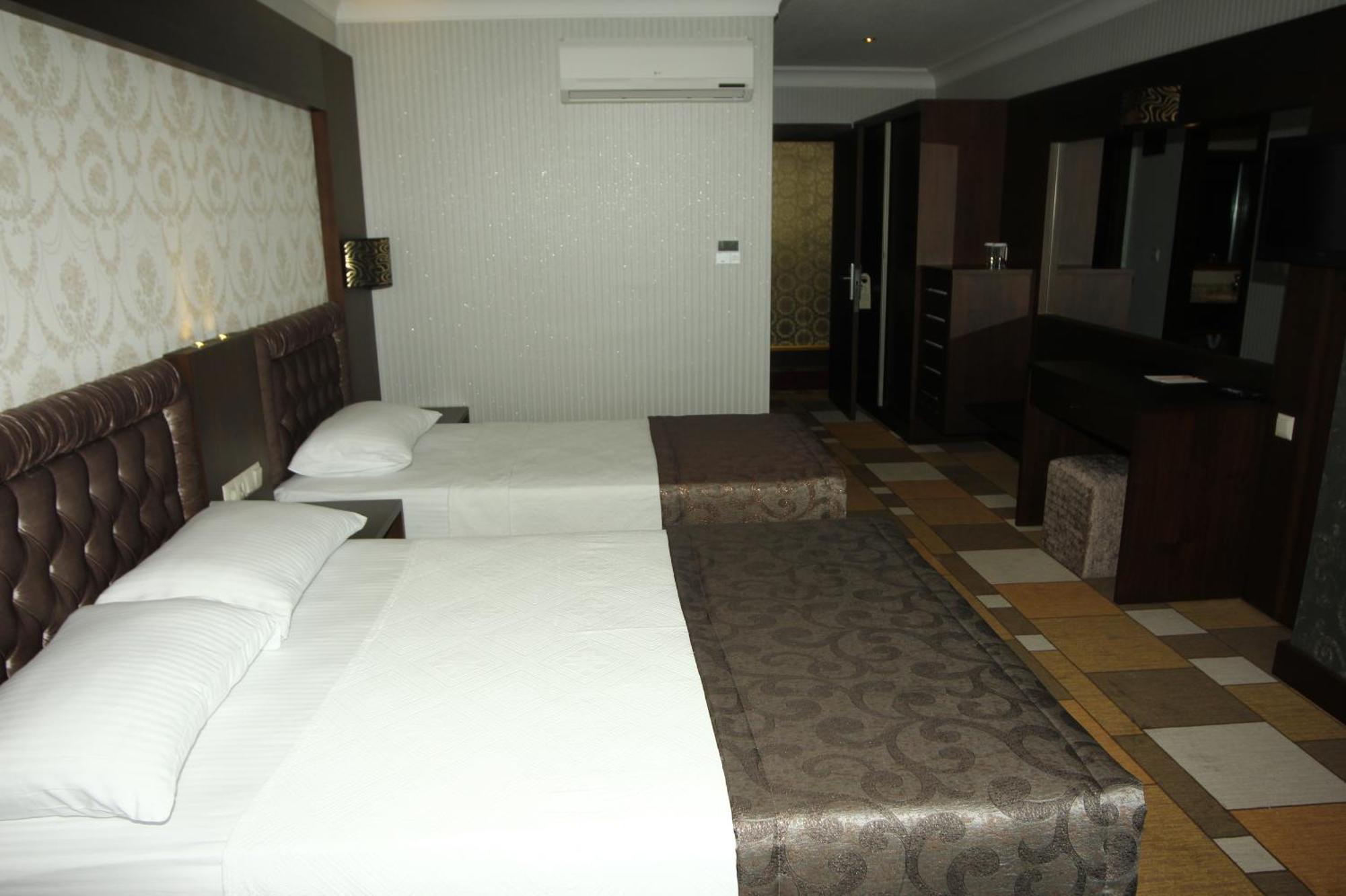Hotel Grand Amisos