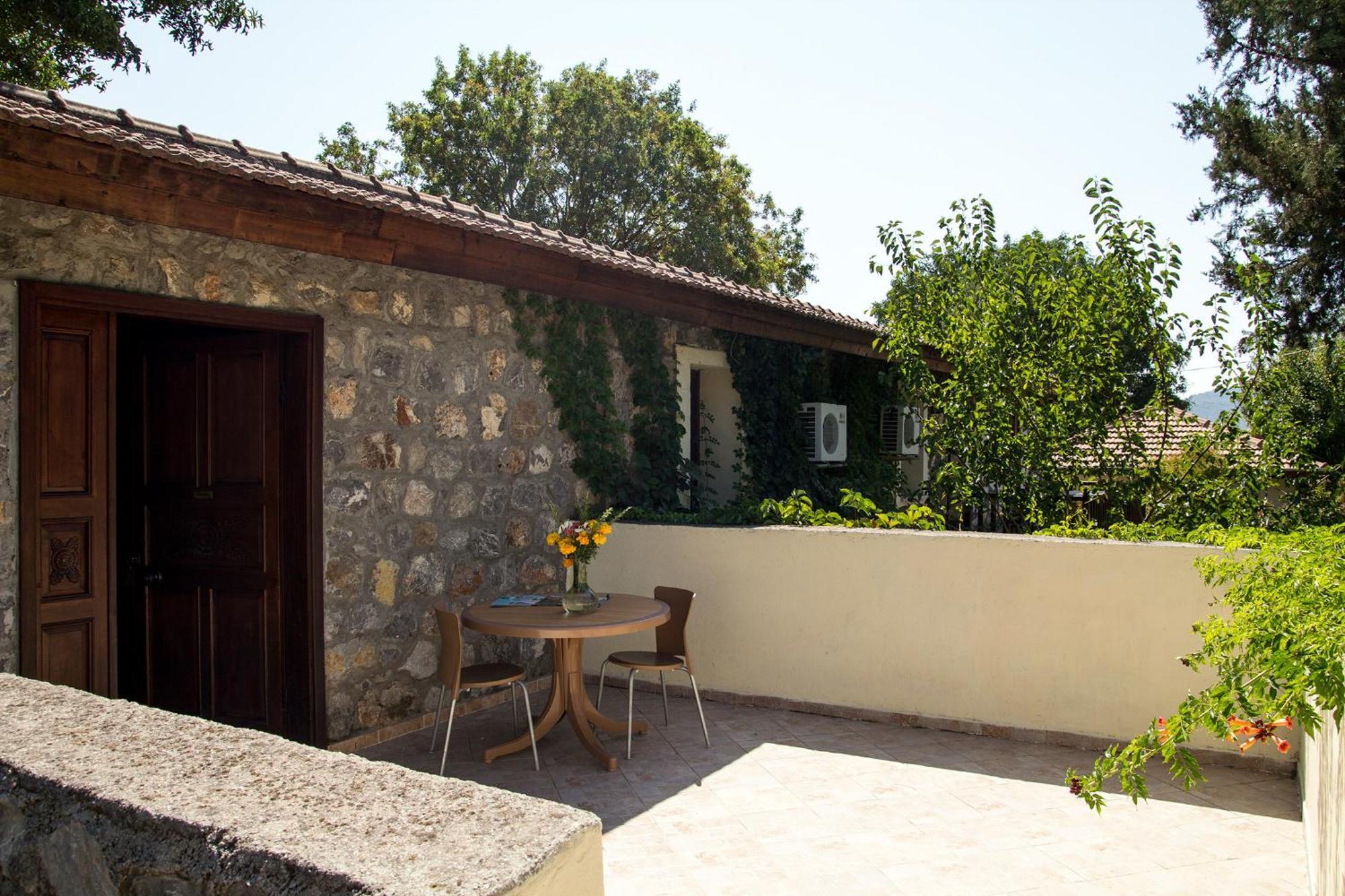 Doga Aparthotel 3*