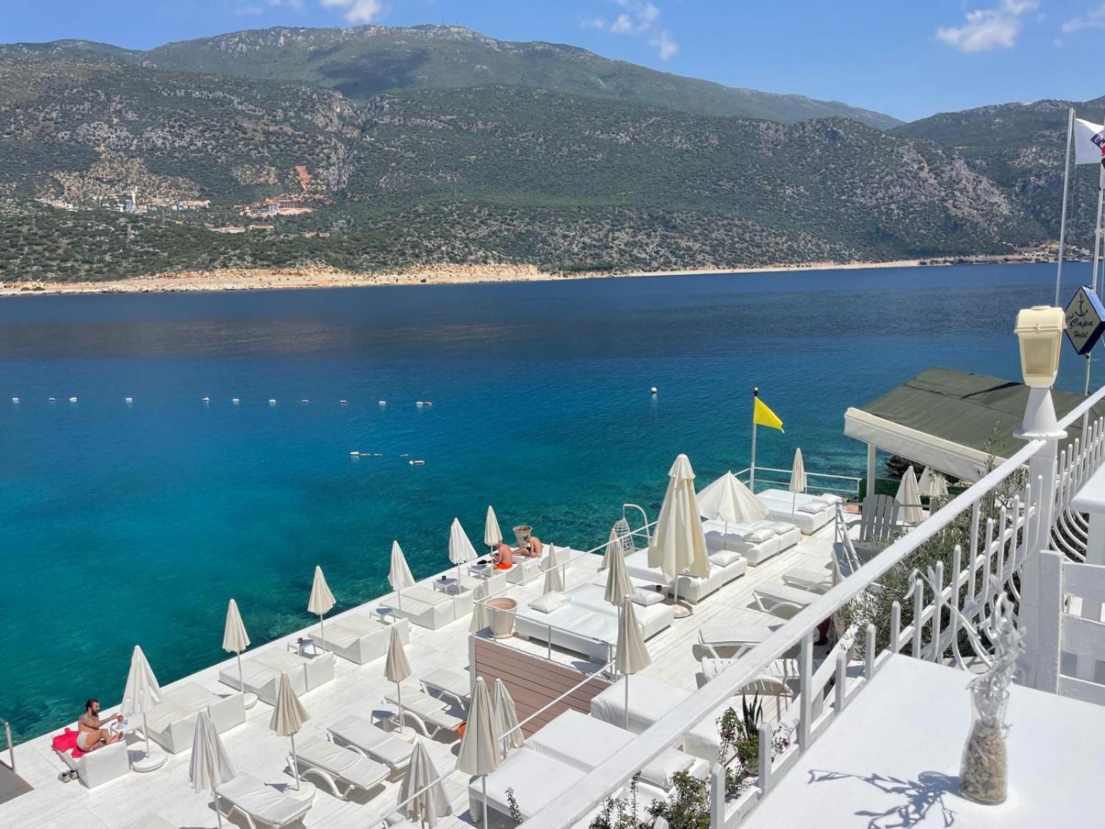 Hotel Club Capa 3*
