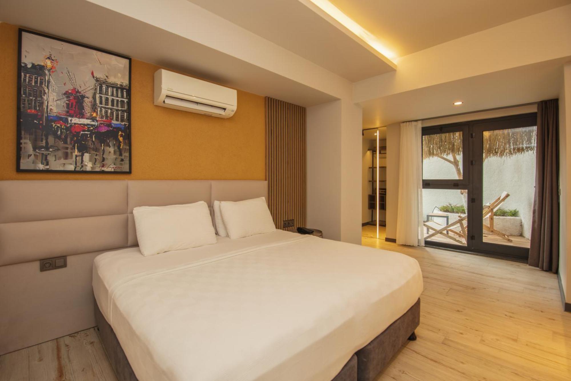 Morina Deluxe Hotel