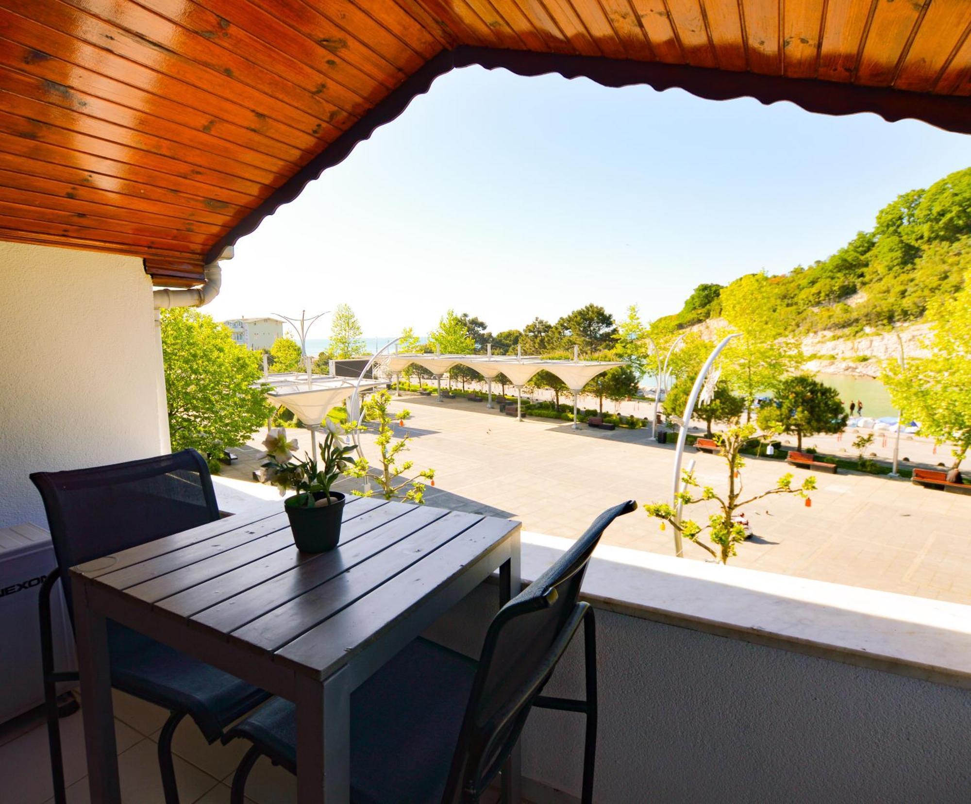 Piazza Hotel 3*