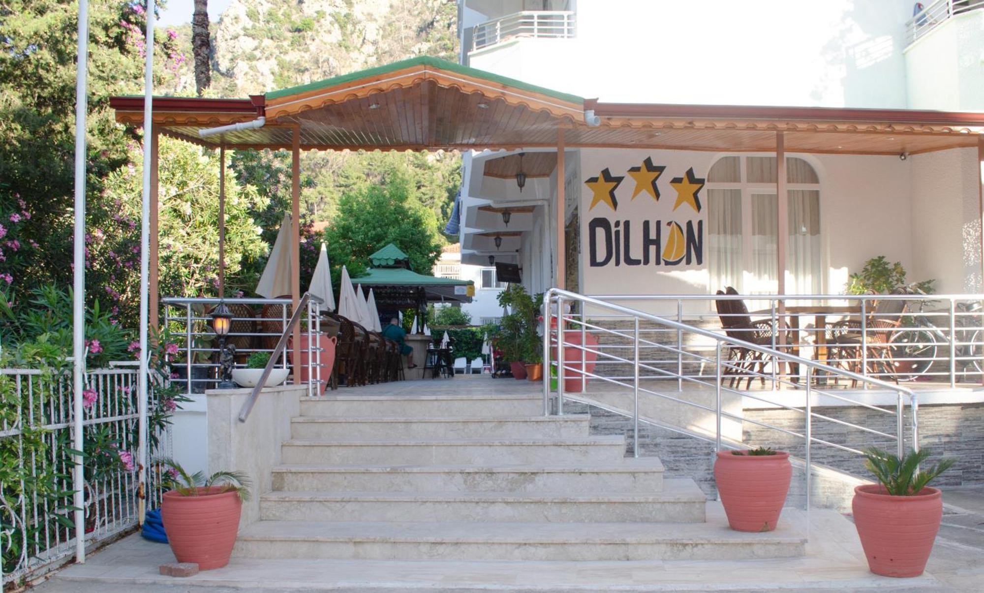 Hotel Dilhan 2*