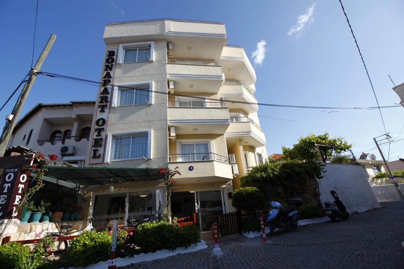 Hotel Bonapart Cesme