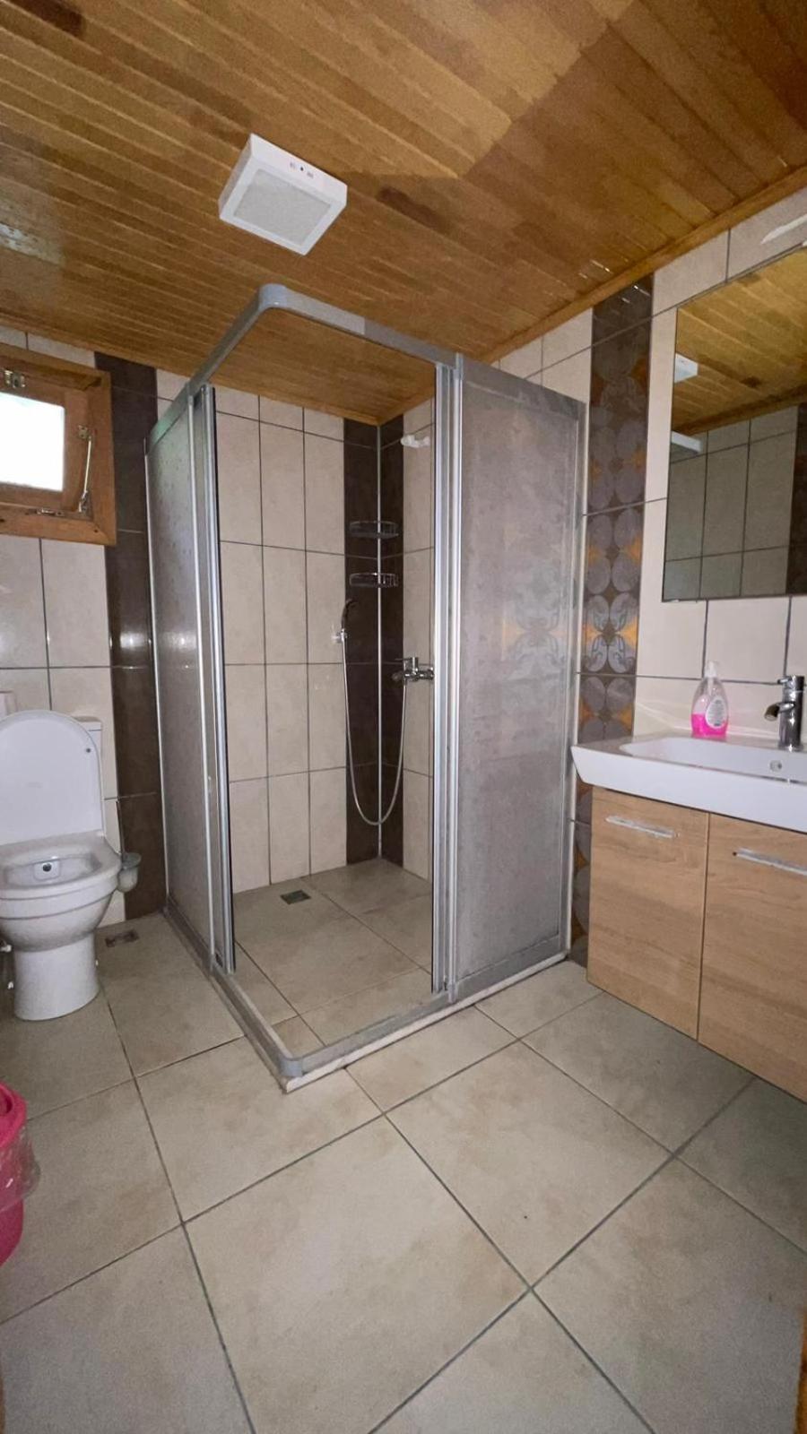 Guest house Varuna & Restaurant Olympos