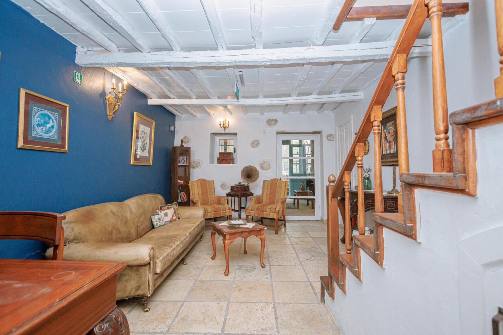 Erendira - Special Category Hotel