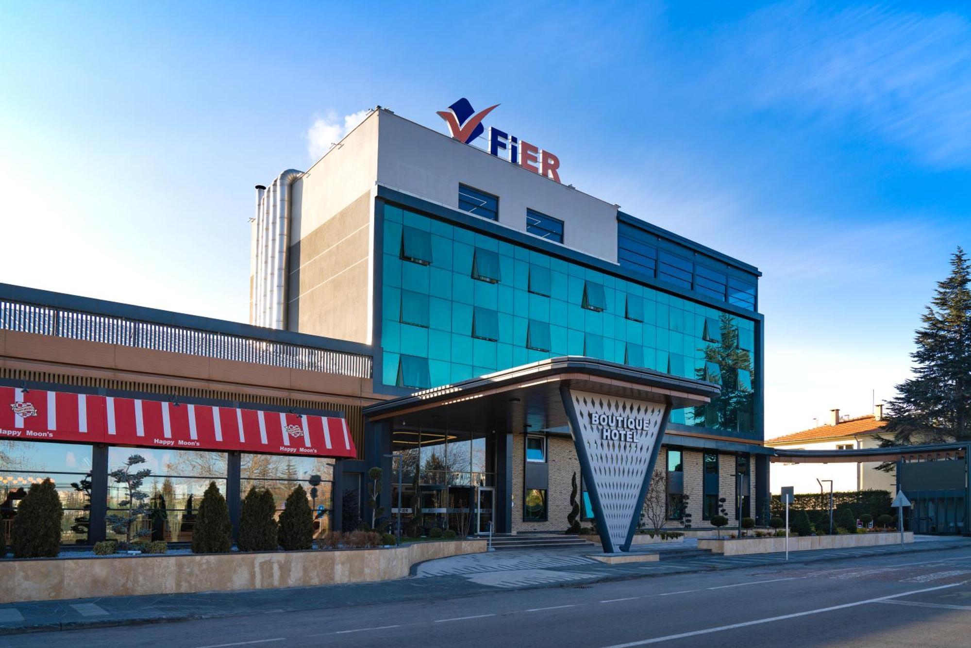 Hotel Fier Life Center