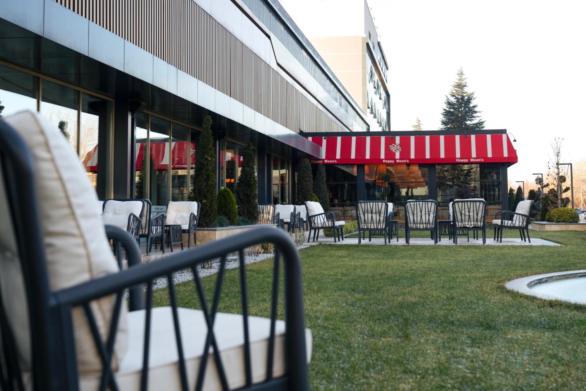 Fier Life Center Hotel 3*