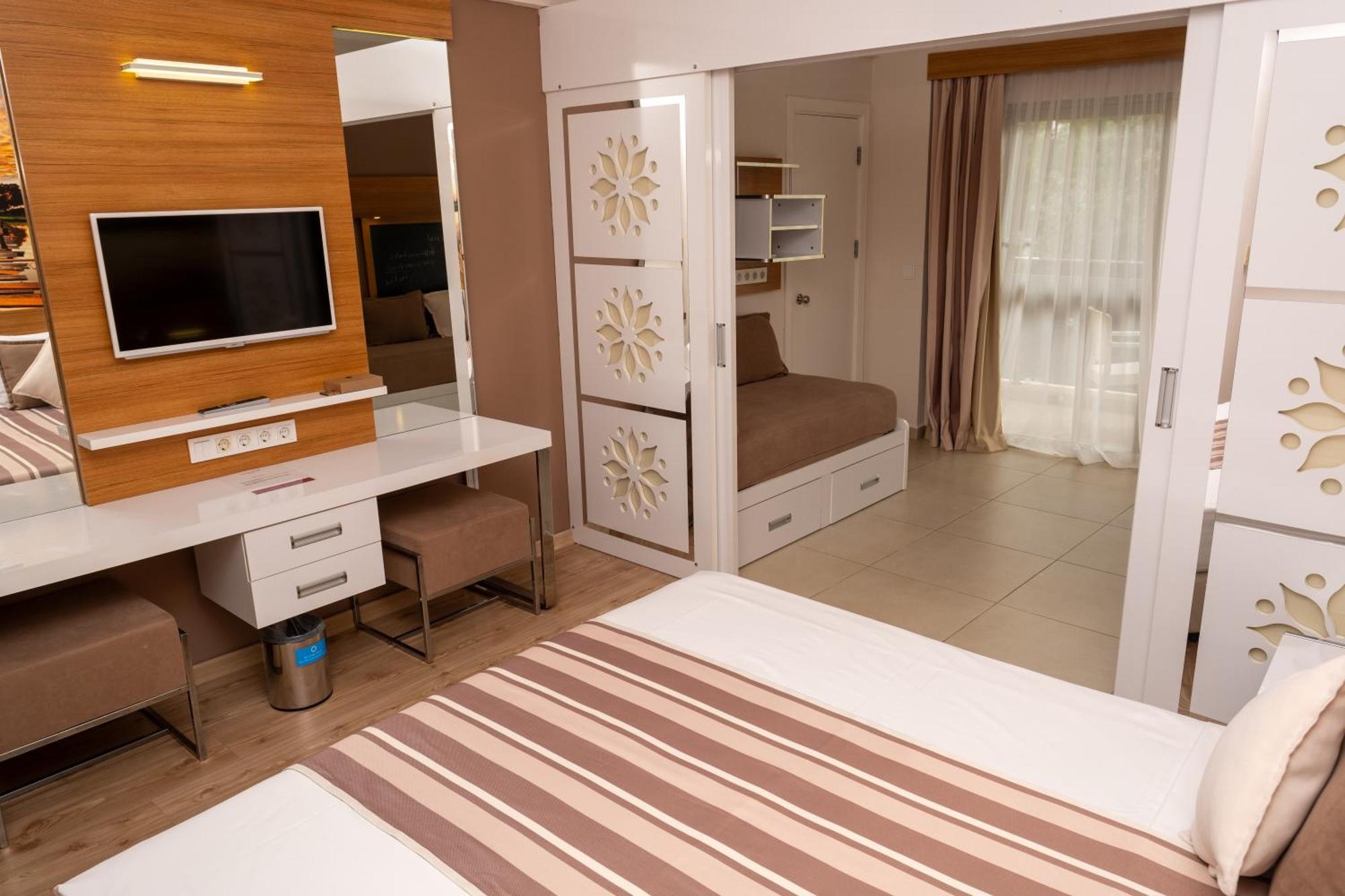 Hotel Village Tuerkiye