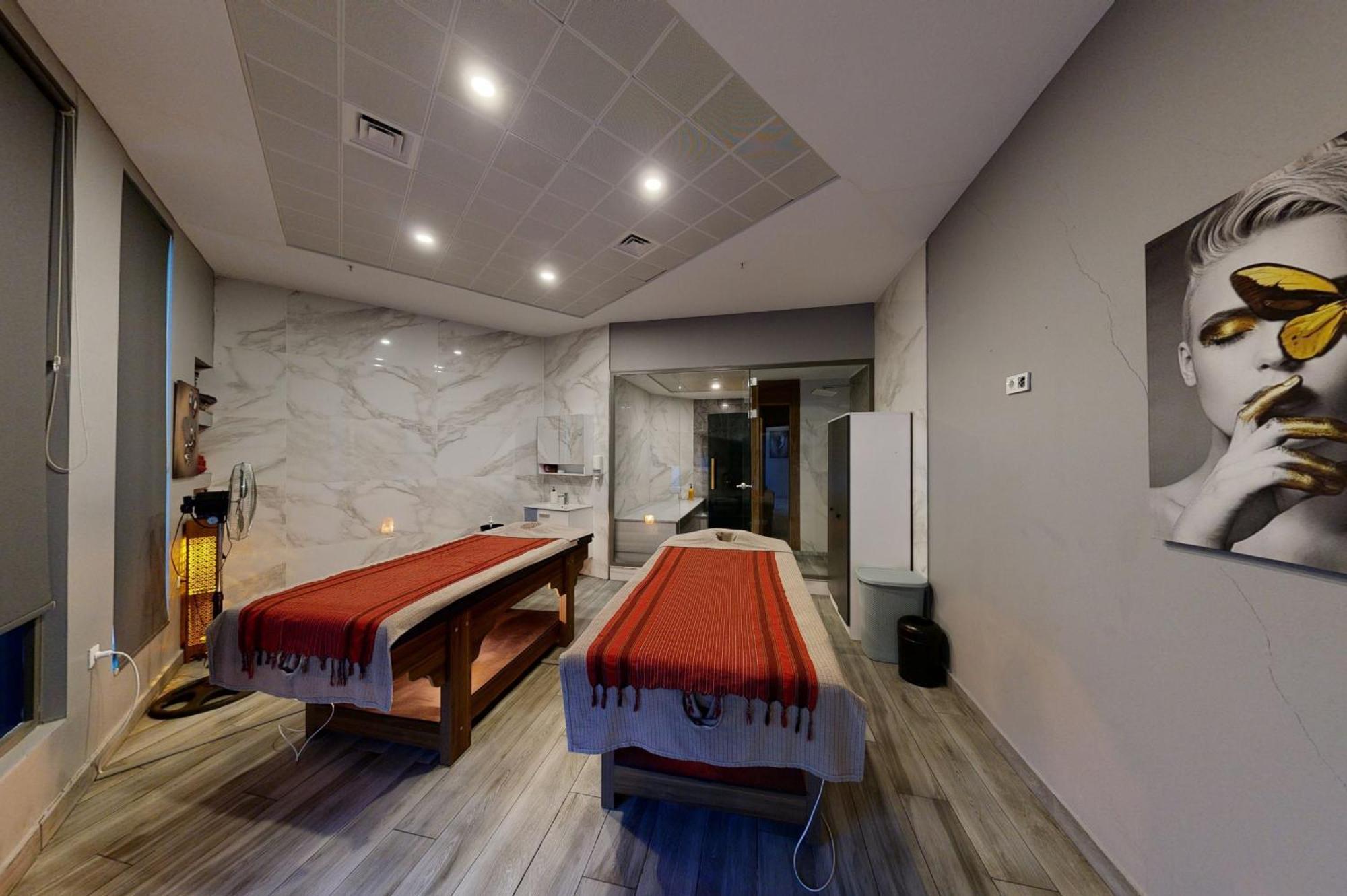 King Hotel