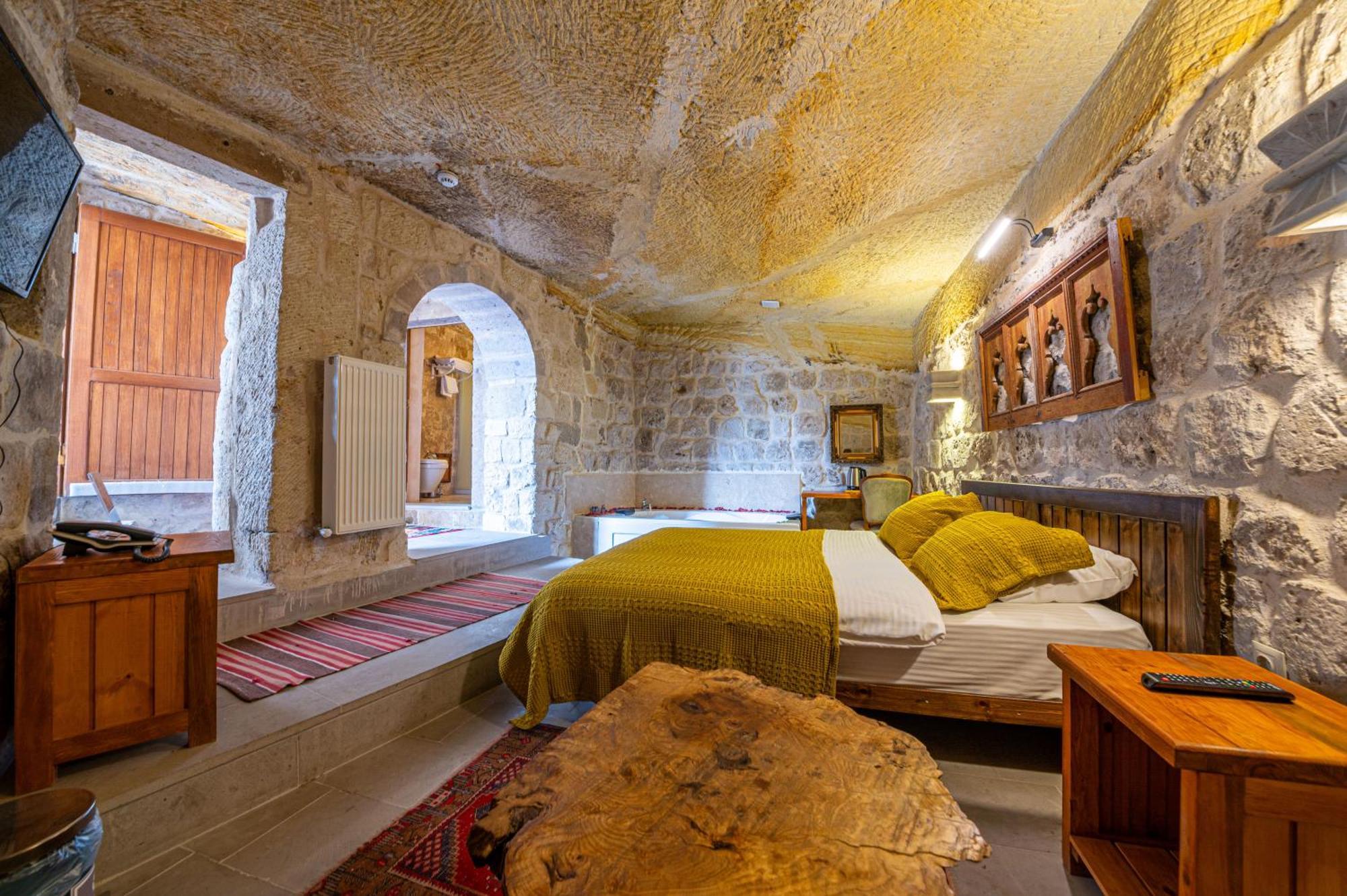 Hotel Kapalos Cave