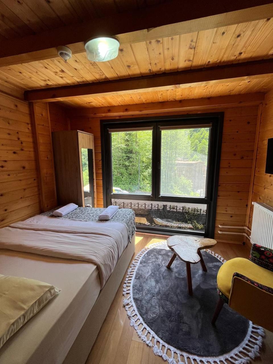 Paradise Hotel