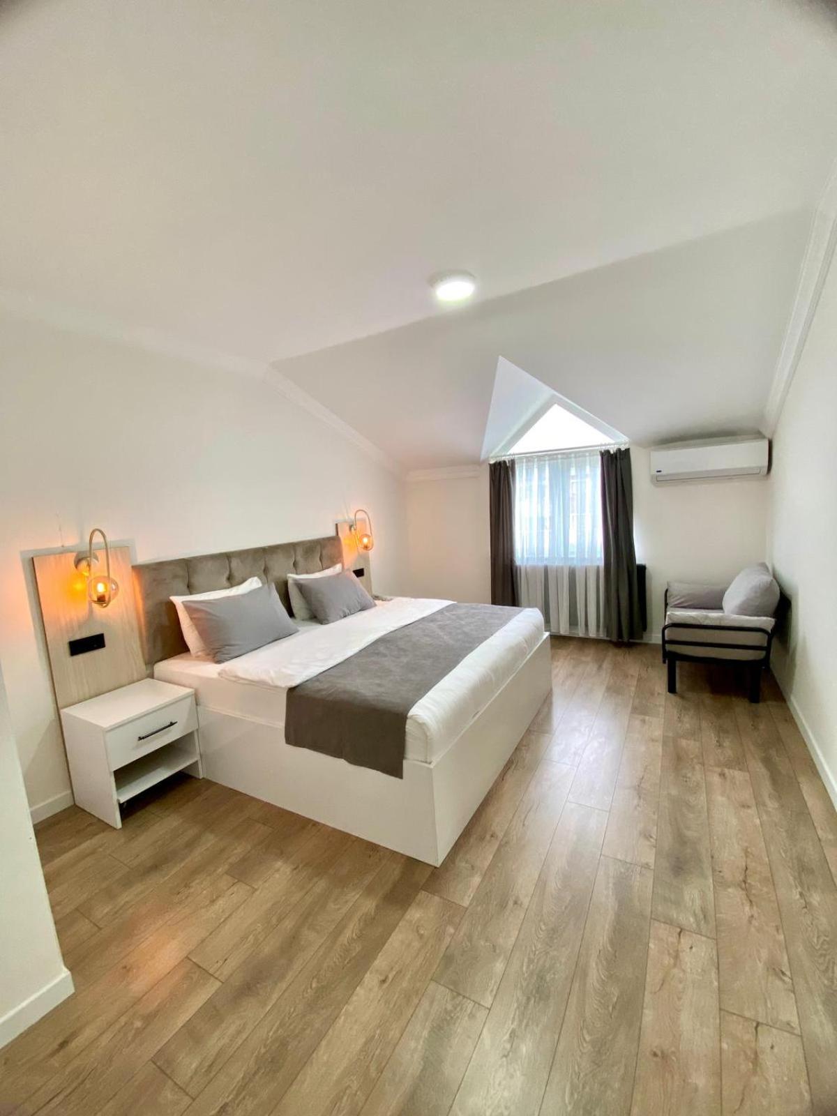 Golden Life Aparthotel *