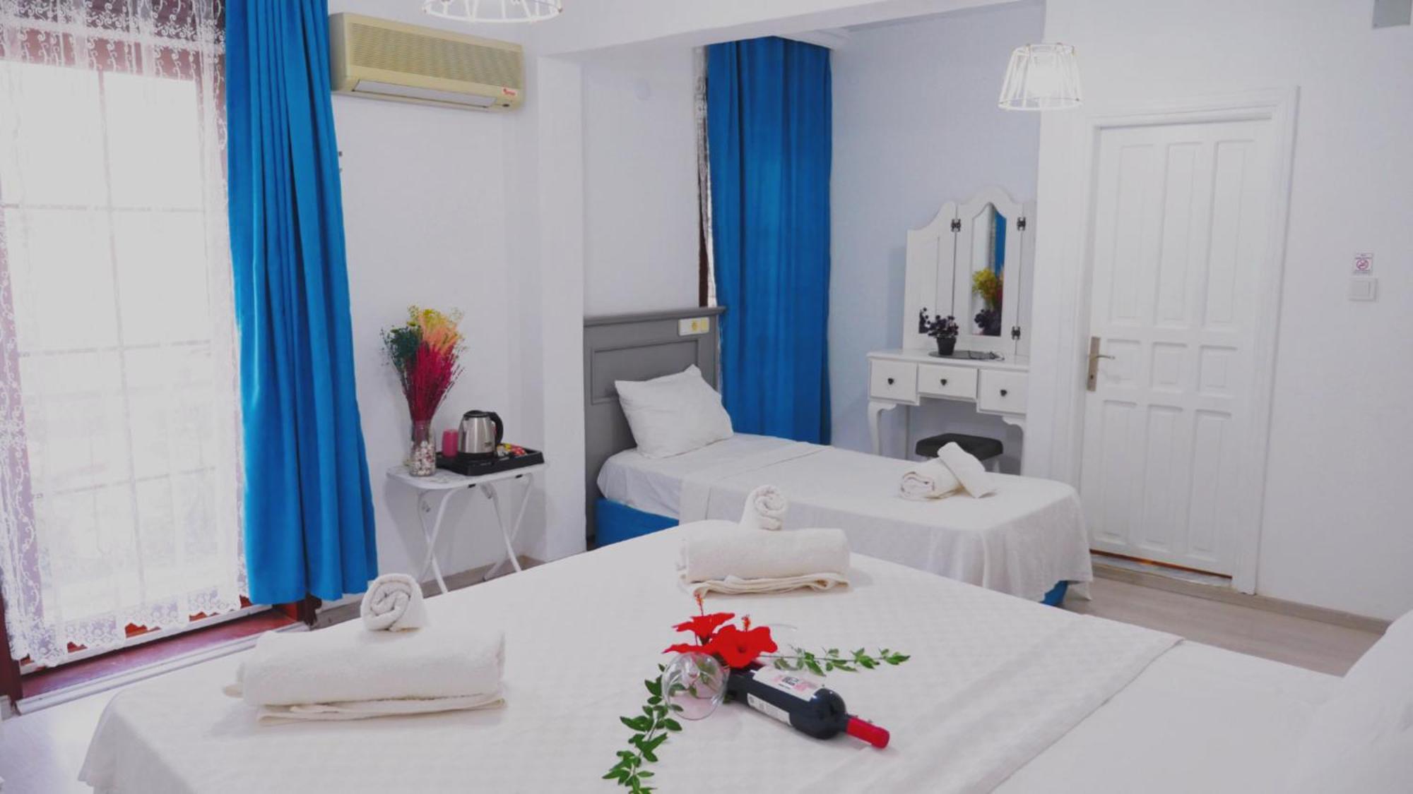 Aparthotel Papermoon &