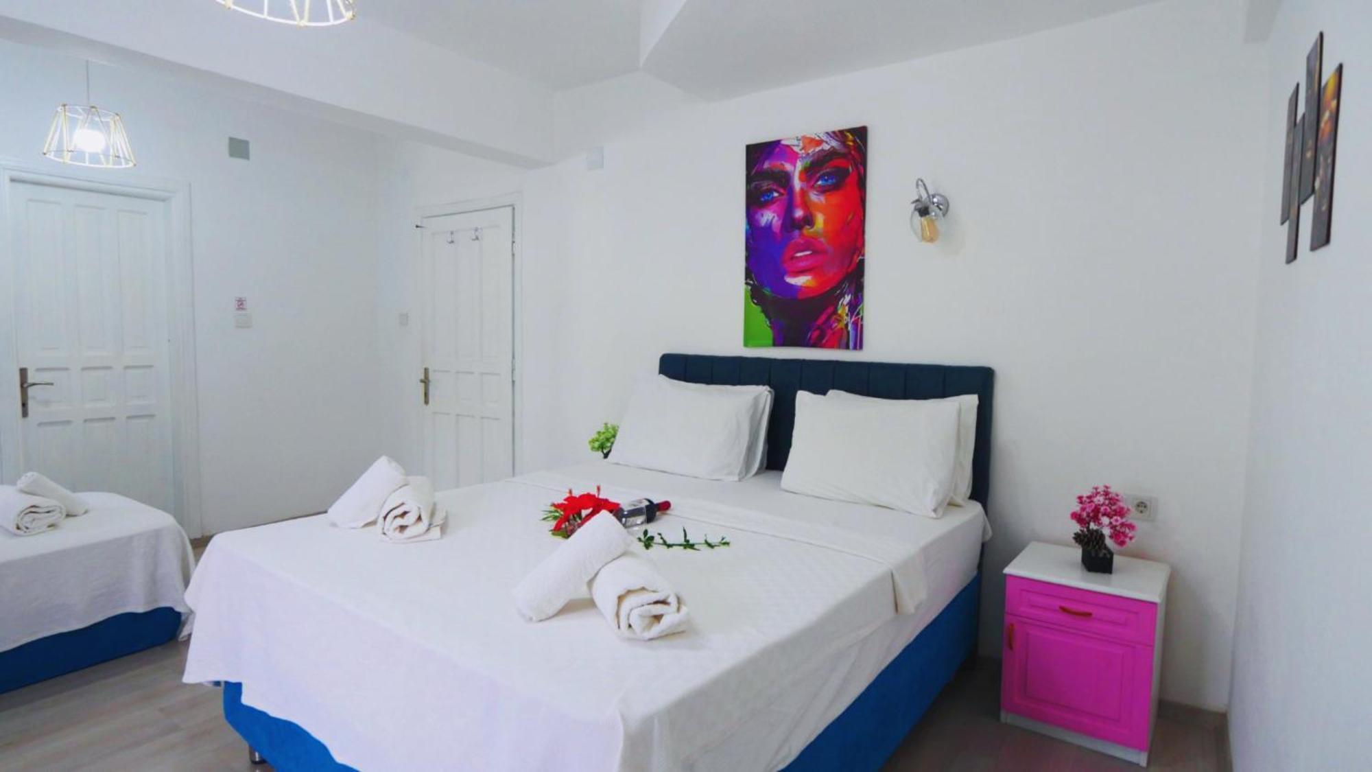 Papermoon & Aparthotel 3*