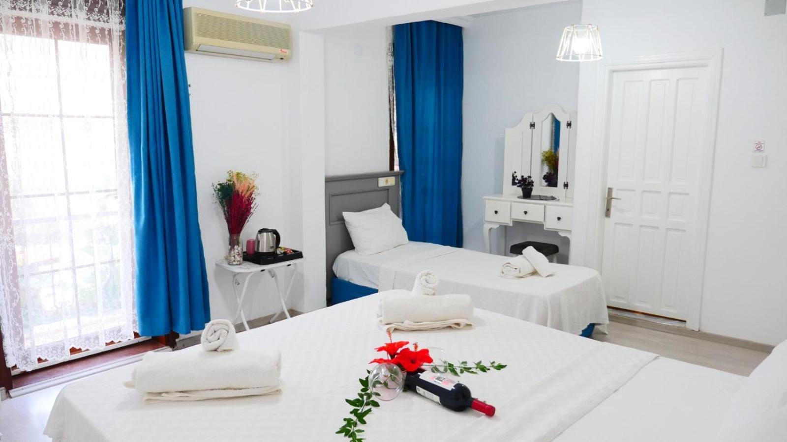 Aparthotel Papermoon & 3*