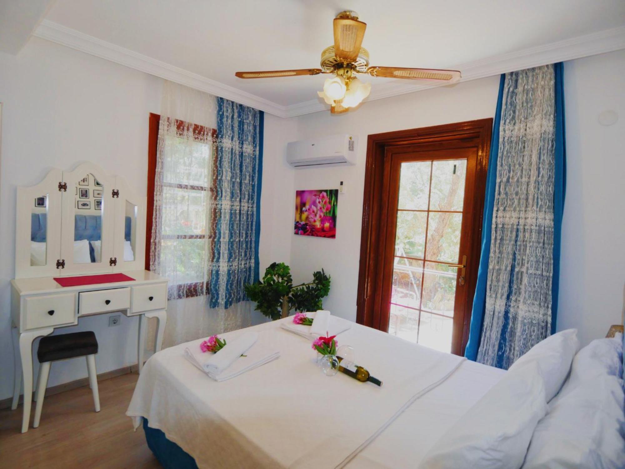 Aparthotel Papermoon &
