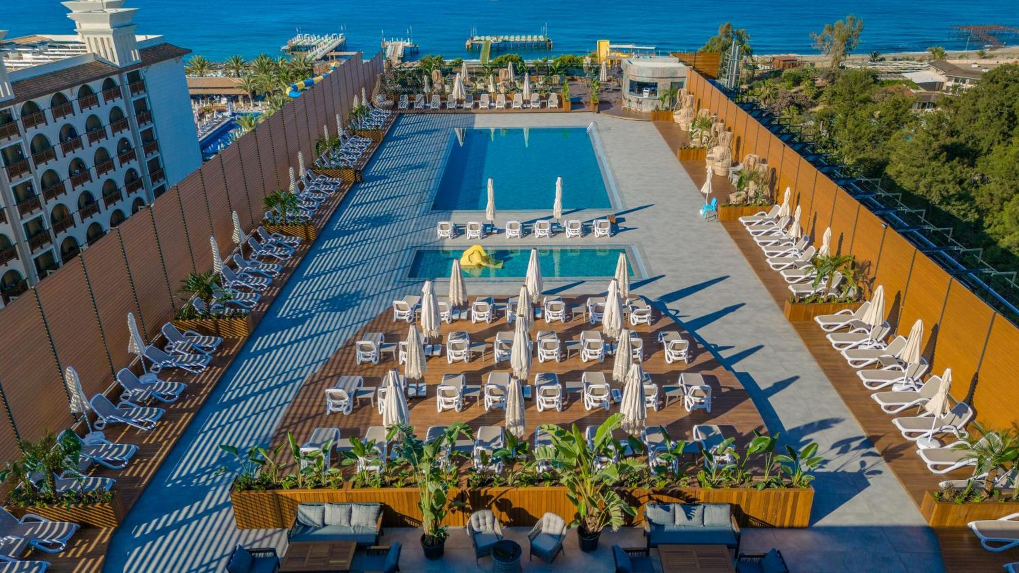 Bera Alanya 5*