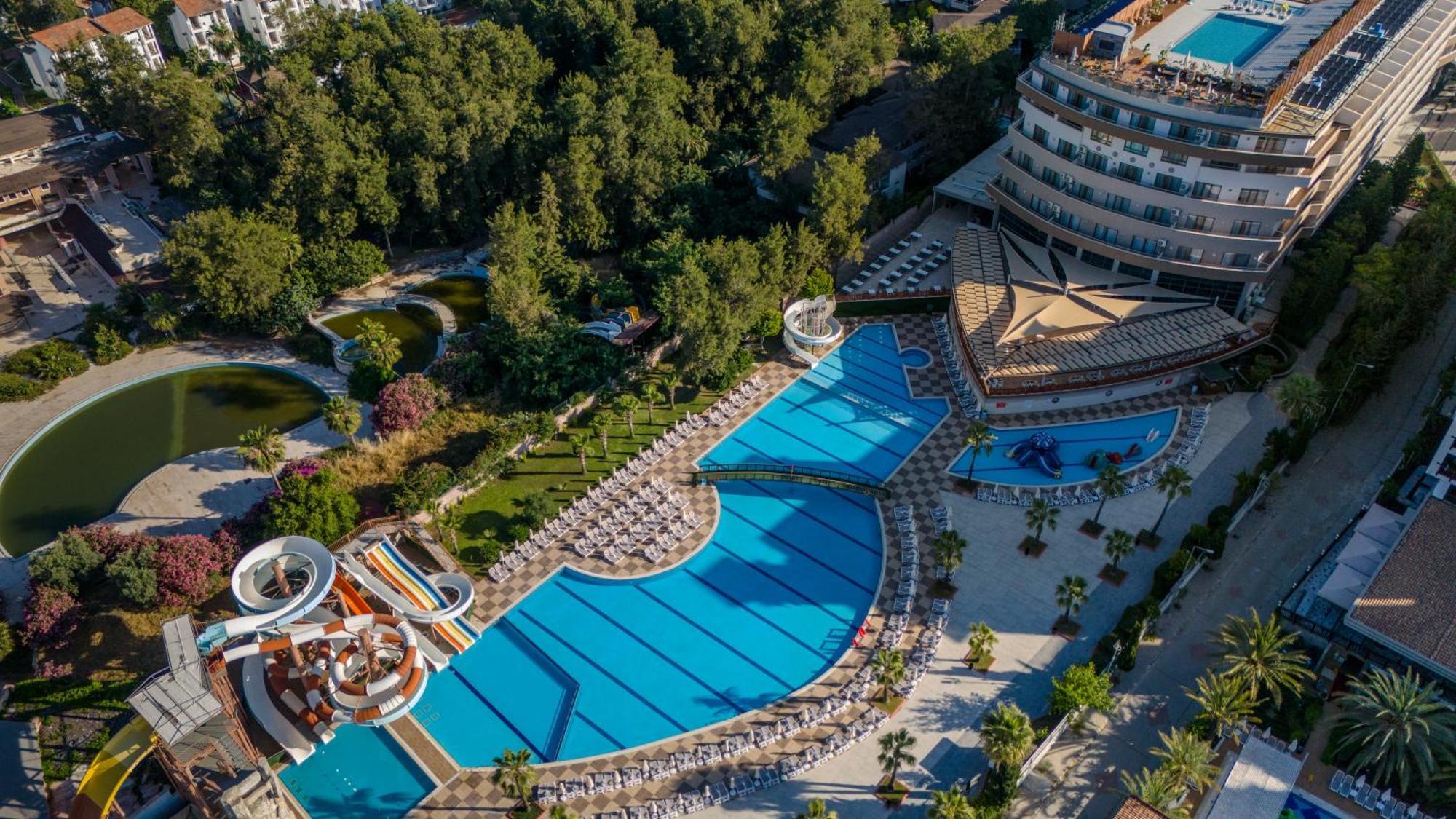 Bera Alanya 5* Konakli