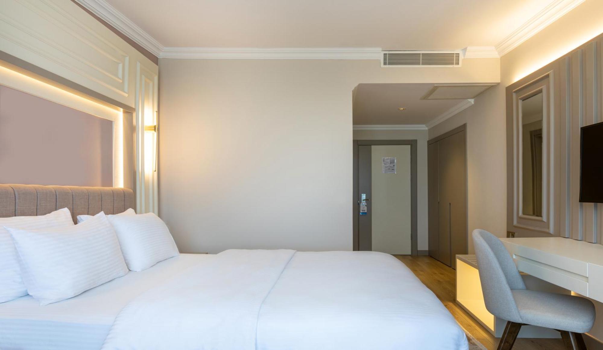 Vira Hotel