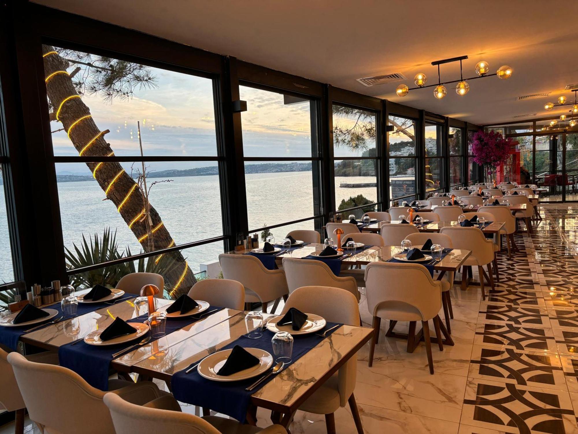 Vira Hotel 4*