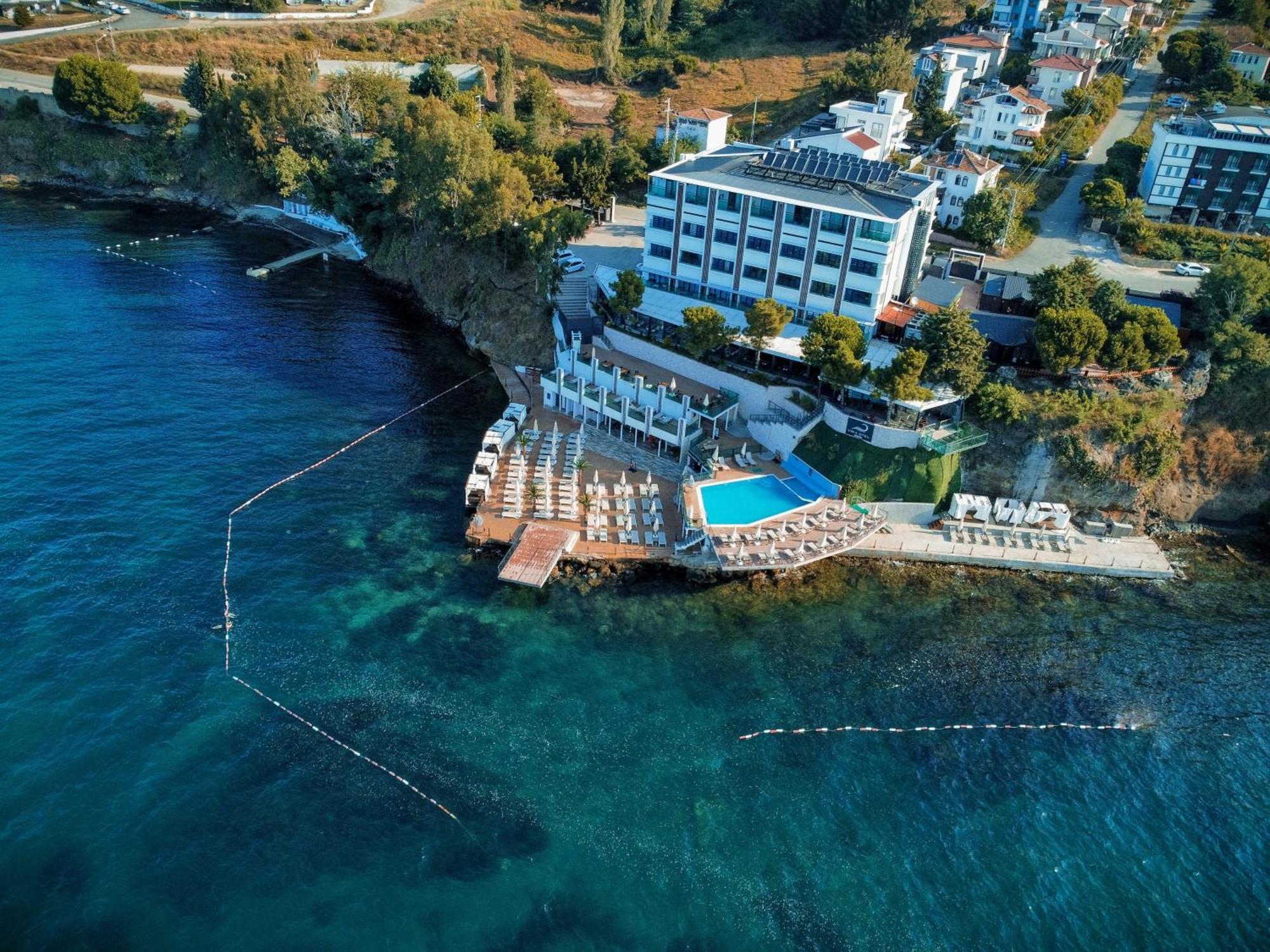 Vira Hotel 4*