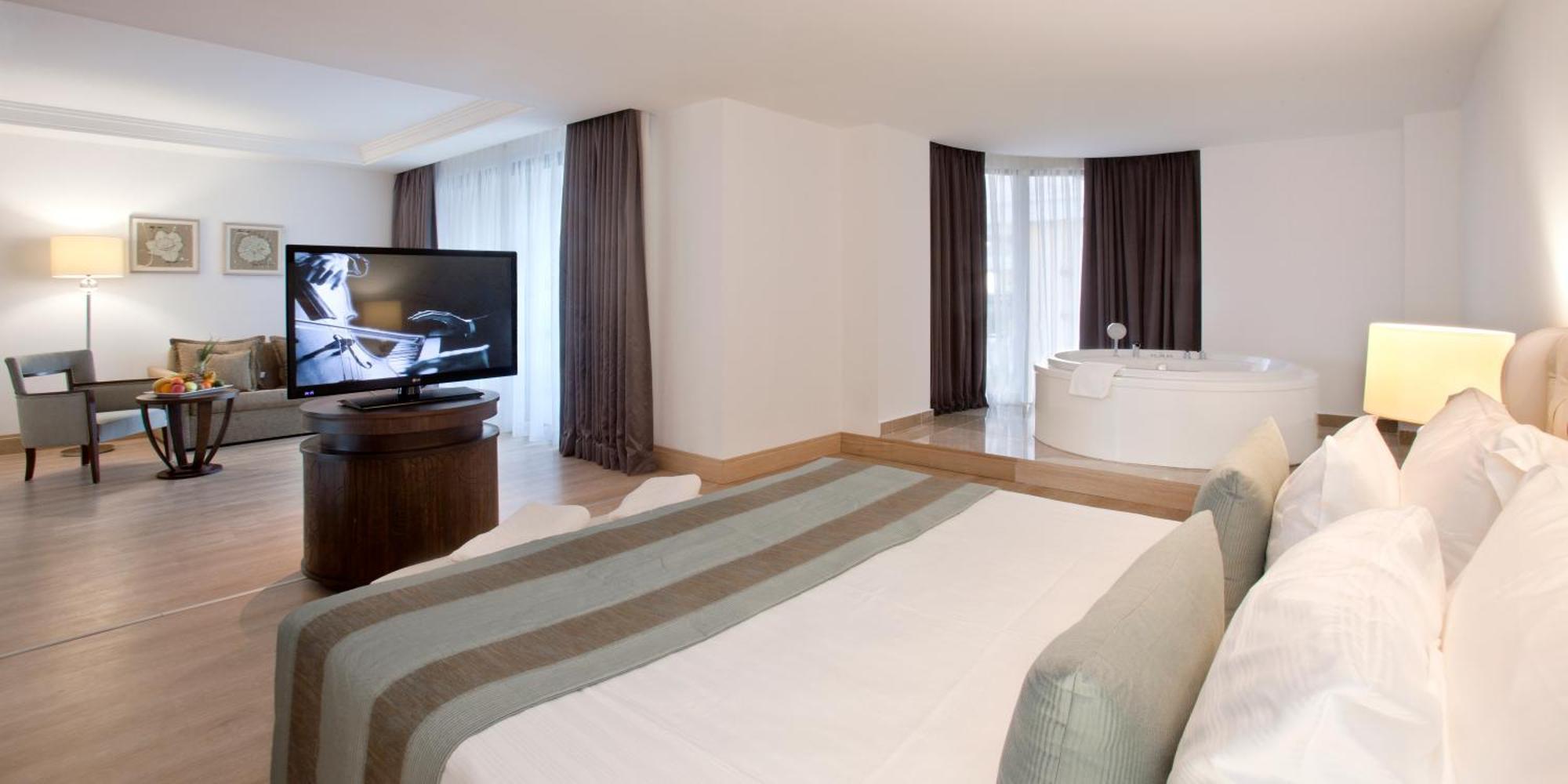 Juju Premier Palace Hotel 5*