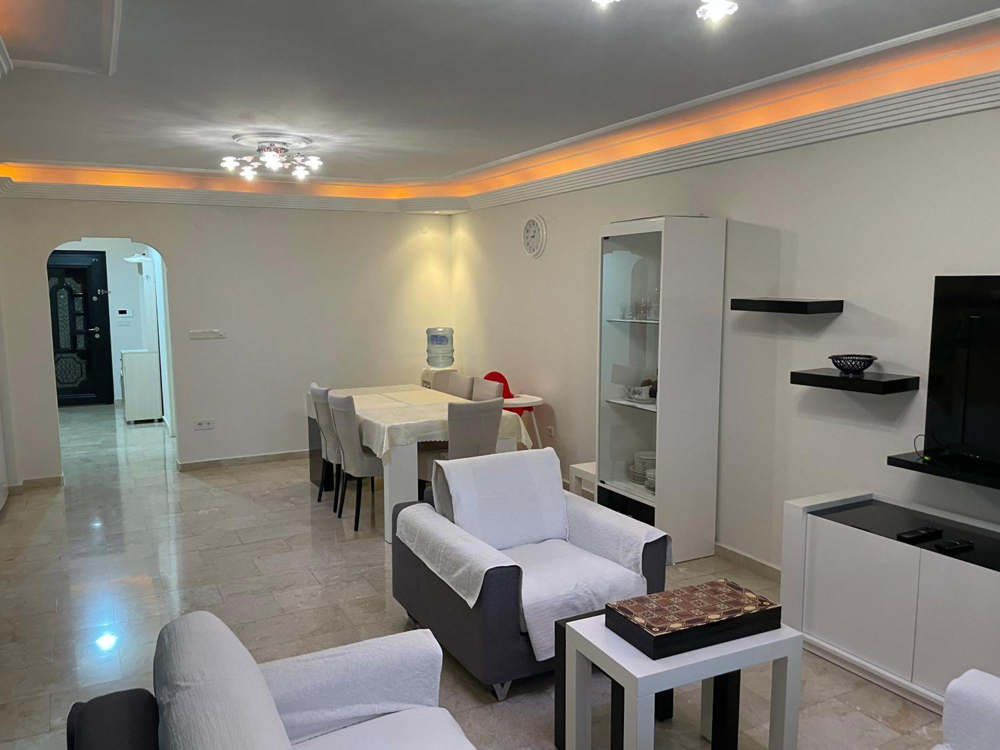 Gold Sun Apartment *