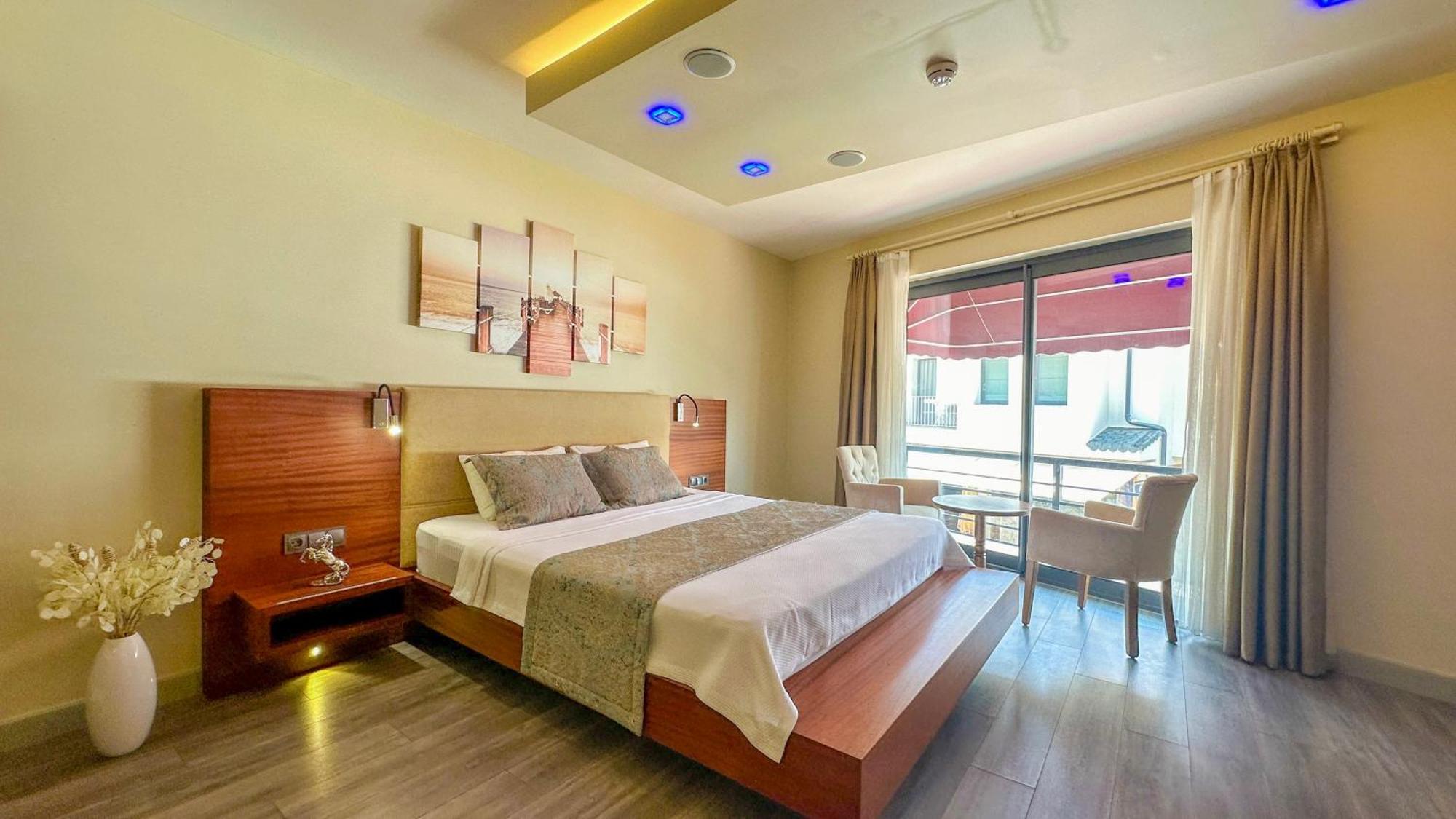Bed & Breakfast Centre 2*