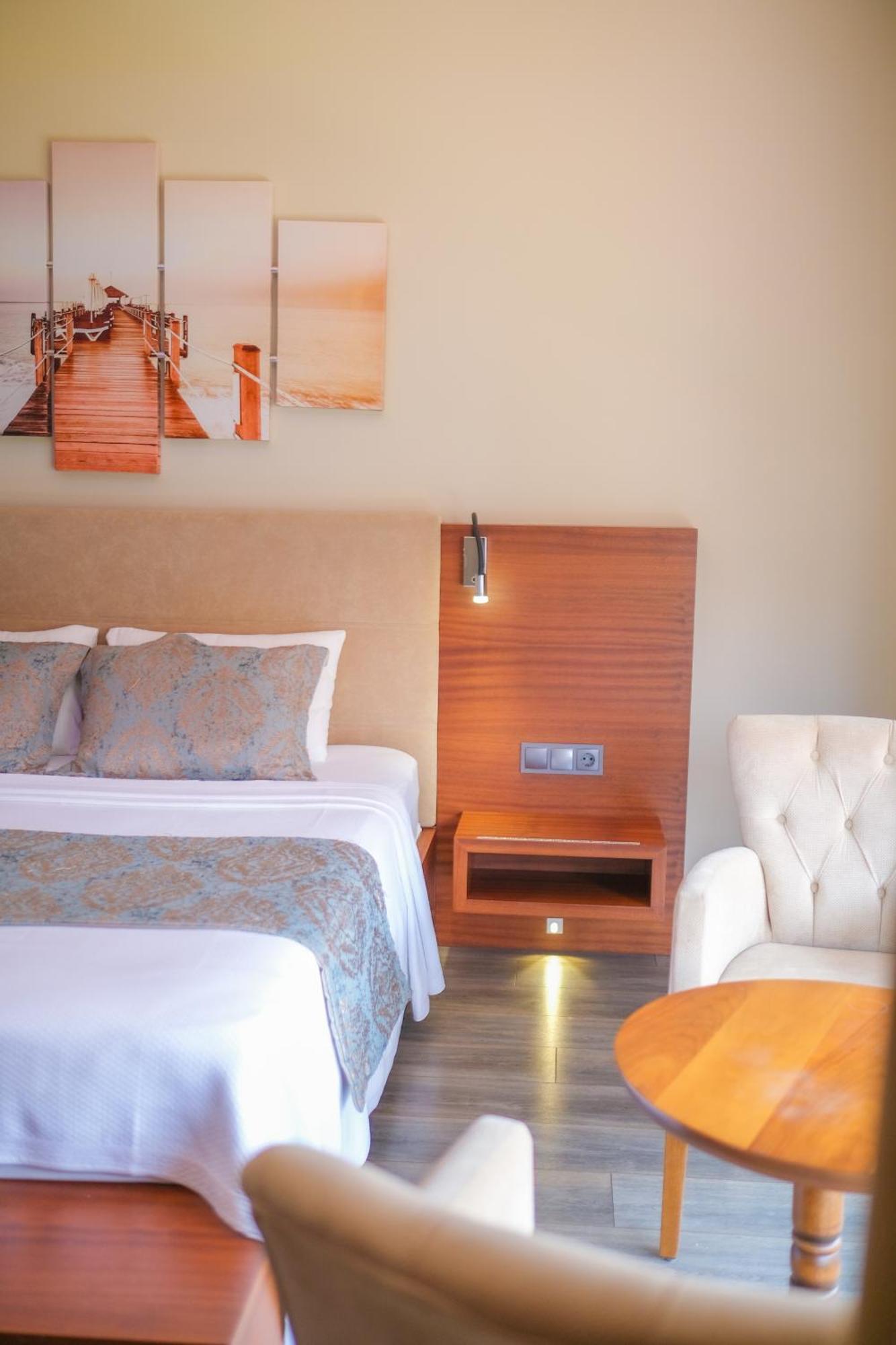 Centre Bed & Breakfast 2*